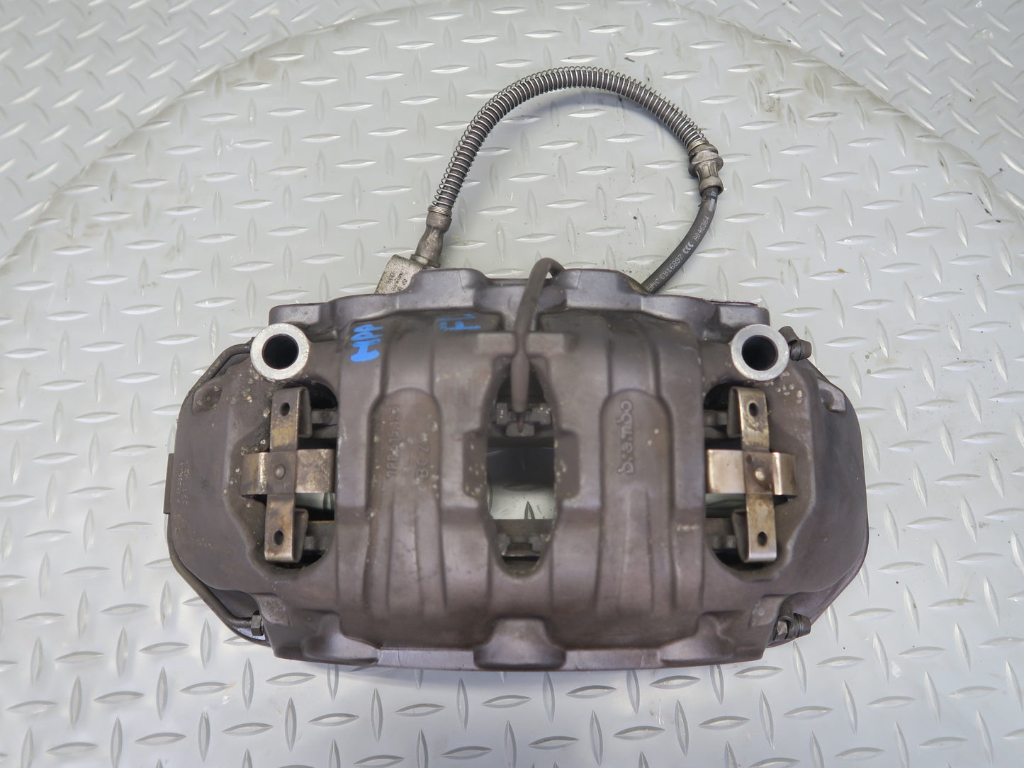 10-16 Porsche Panamera 4 970 AWD Front Left & Right Brembo Brake Caliper Set 37K