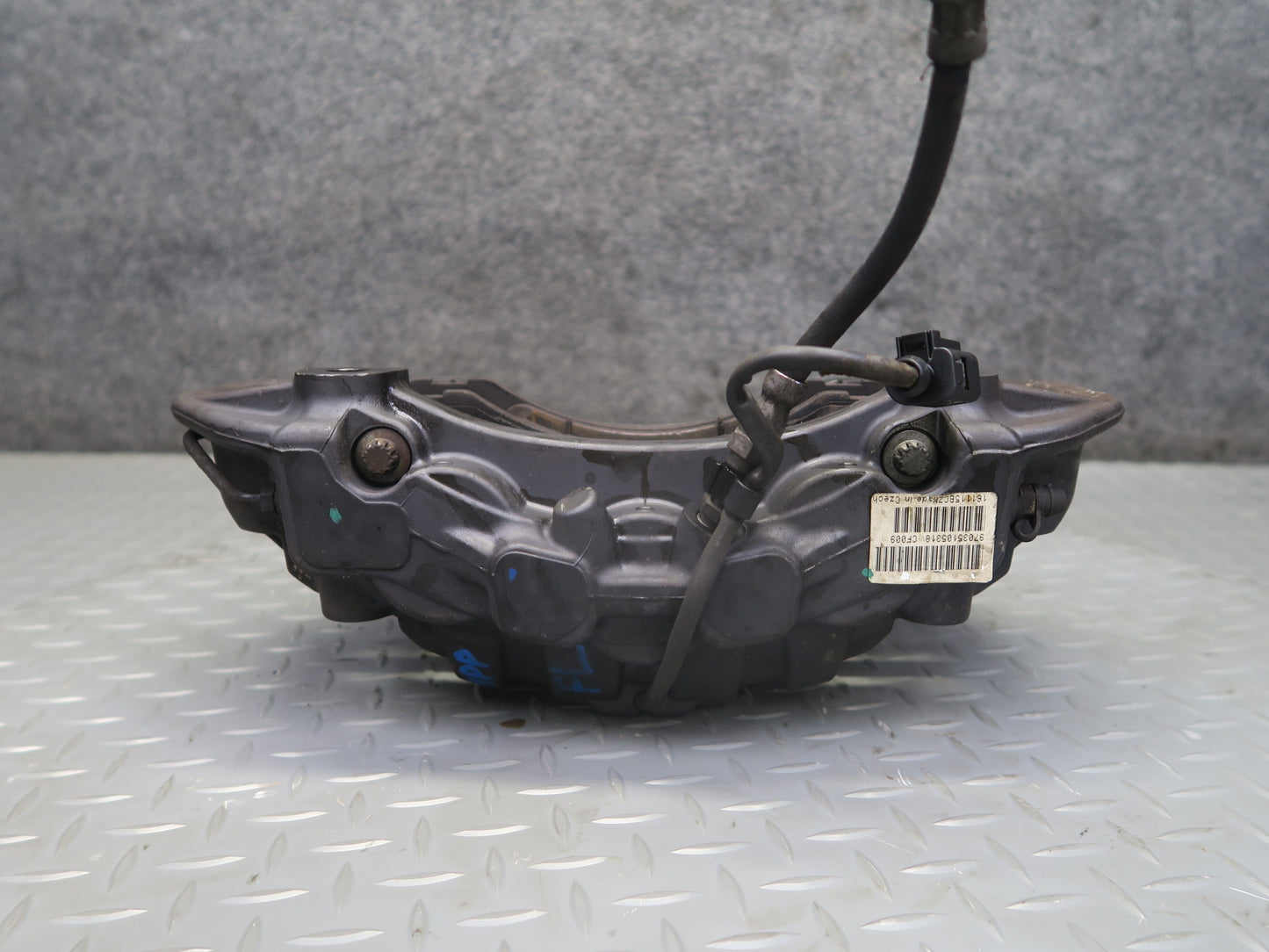 10-16 Porsche Panamera 4 970 AWD Front Left & Right Brembo Brake Caliper Set 37K