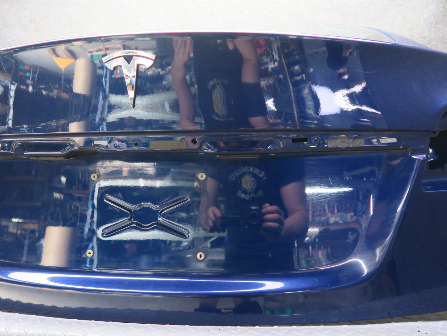 2016-2019 Tesla Model S 75D Rear Trunk Lid Liftgate Tailgate W/ Glass Blue
