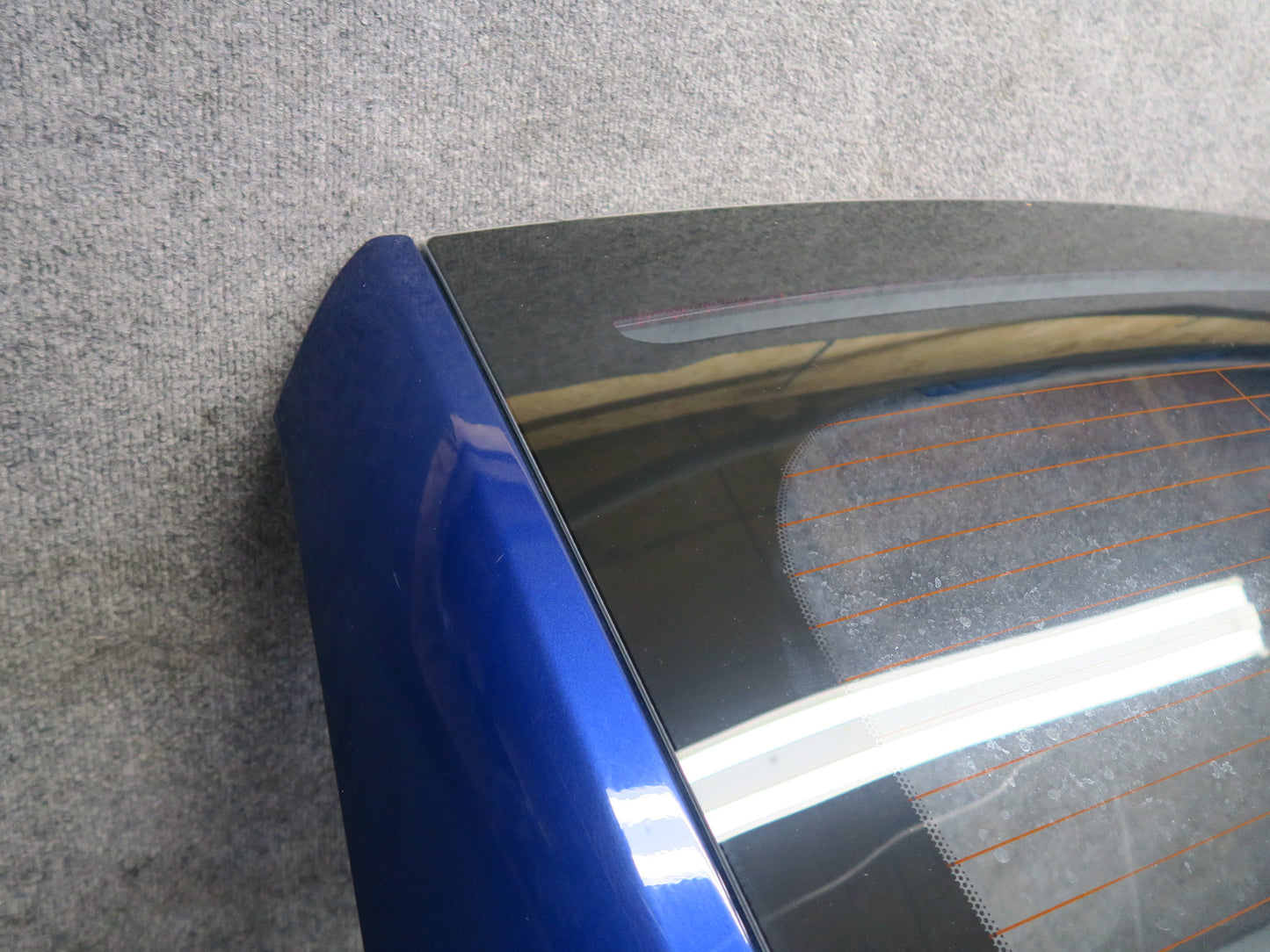 2016-2019 Tesla Model S 75D Rear Trunk Lid Liftgate Tailgate W/ Glass Blue