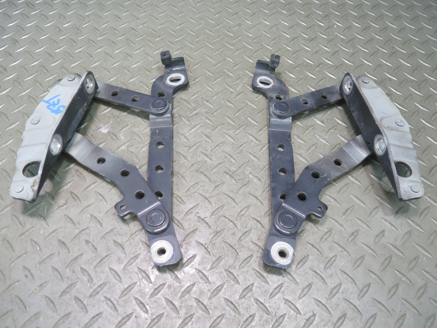 96-02 BMW E36/7 Z3 Set of 2 Front Left & Right Hood Bonnet Hinge Black OEM