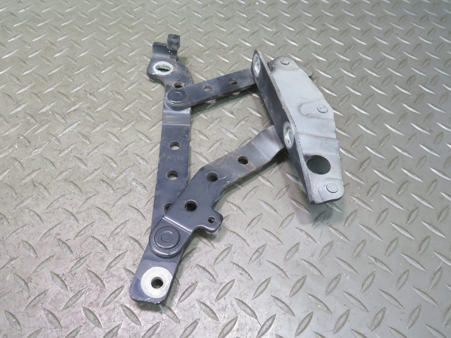96-02 BMW E36/7 Z3 Set of 2 Front Left & Right Hood Bonnet Hinge Black OEM