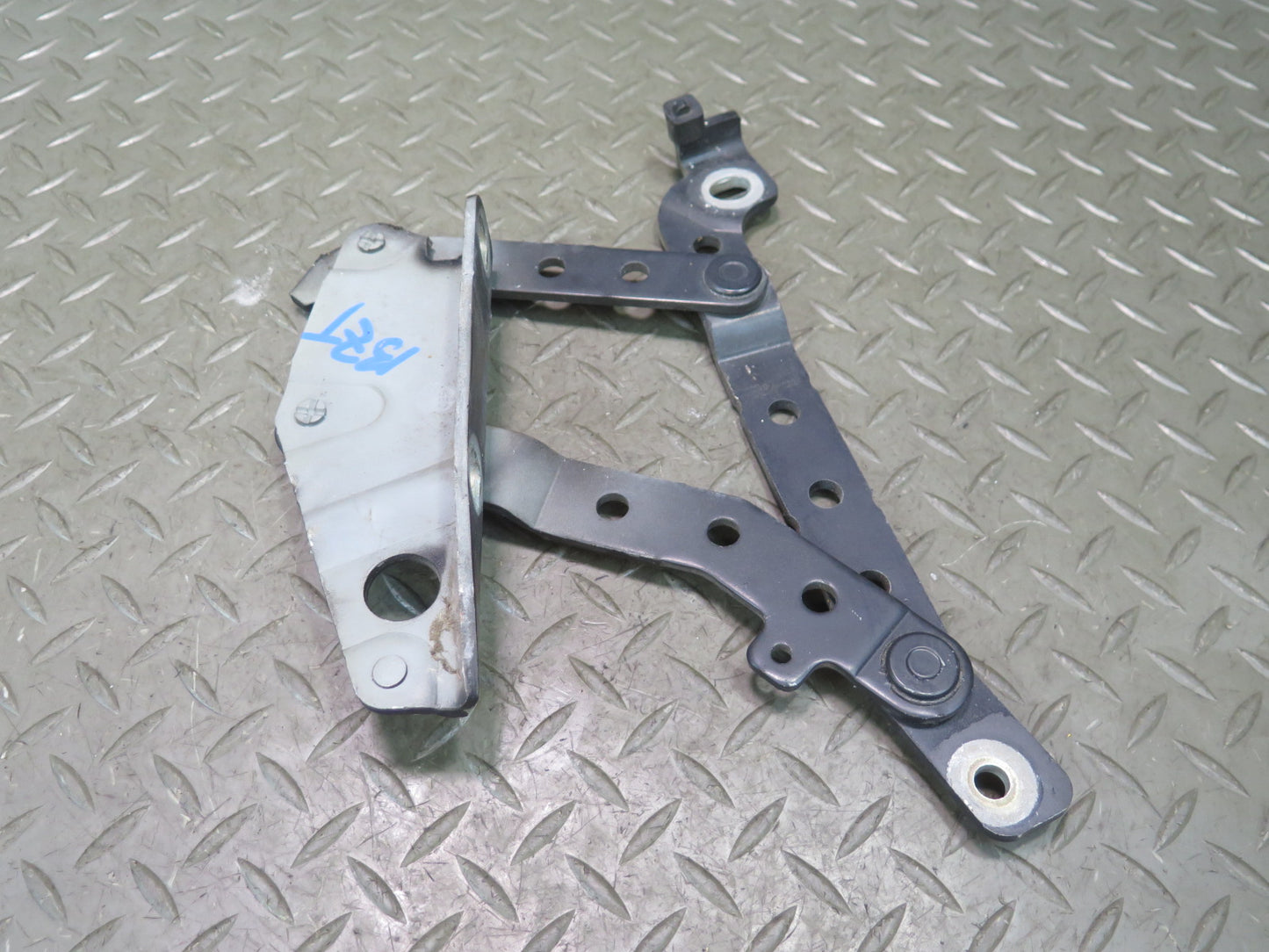 96-02 BMW E36/7 Z3 Set of 2 Front Left & Right Hood Bonnet Hinge Black OEM