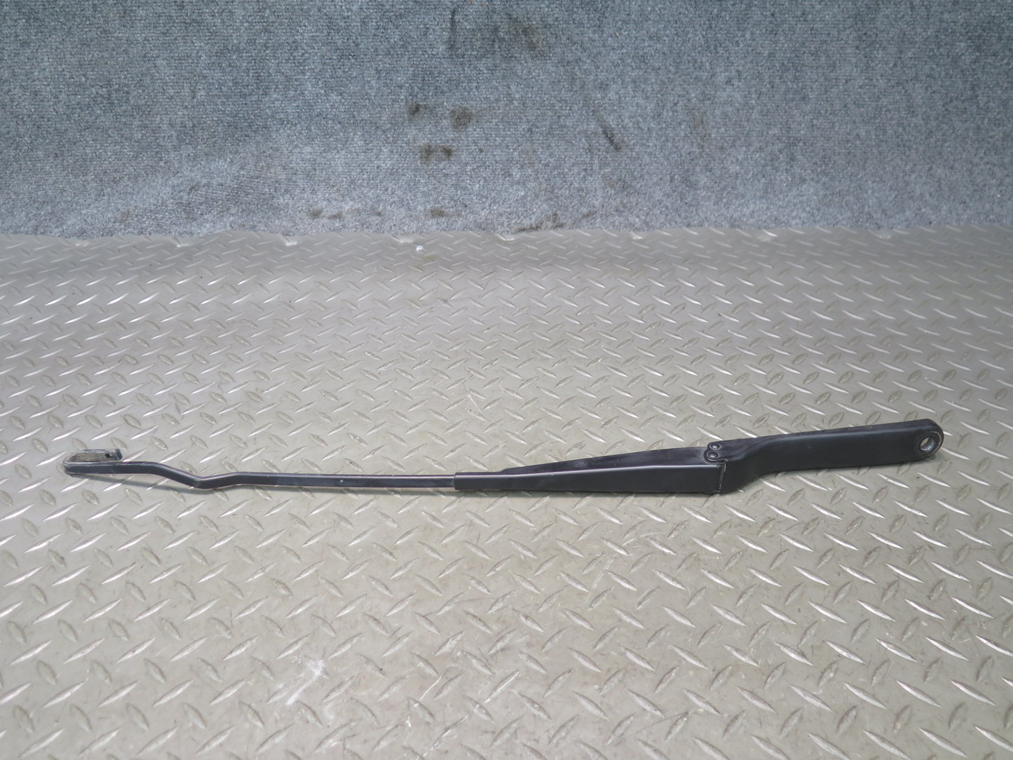 96-02 BMW E36/7 Z3 Set of 2 Front Left & Right Windshield Wiper Arm OEM