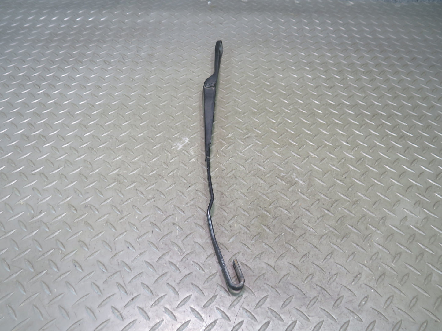 96-02 BMW E36/7 Z3 Set of 2 Front Left & Right Windshield Wiper Arm OEM