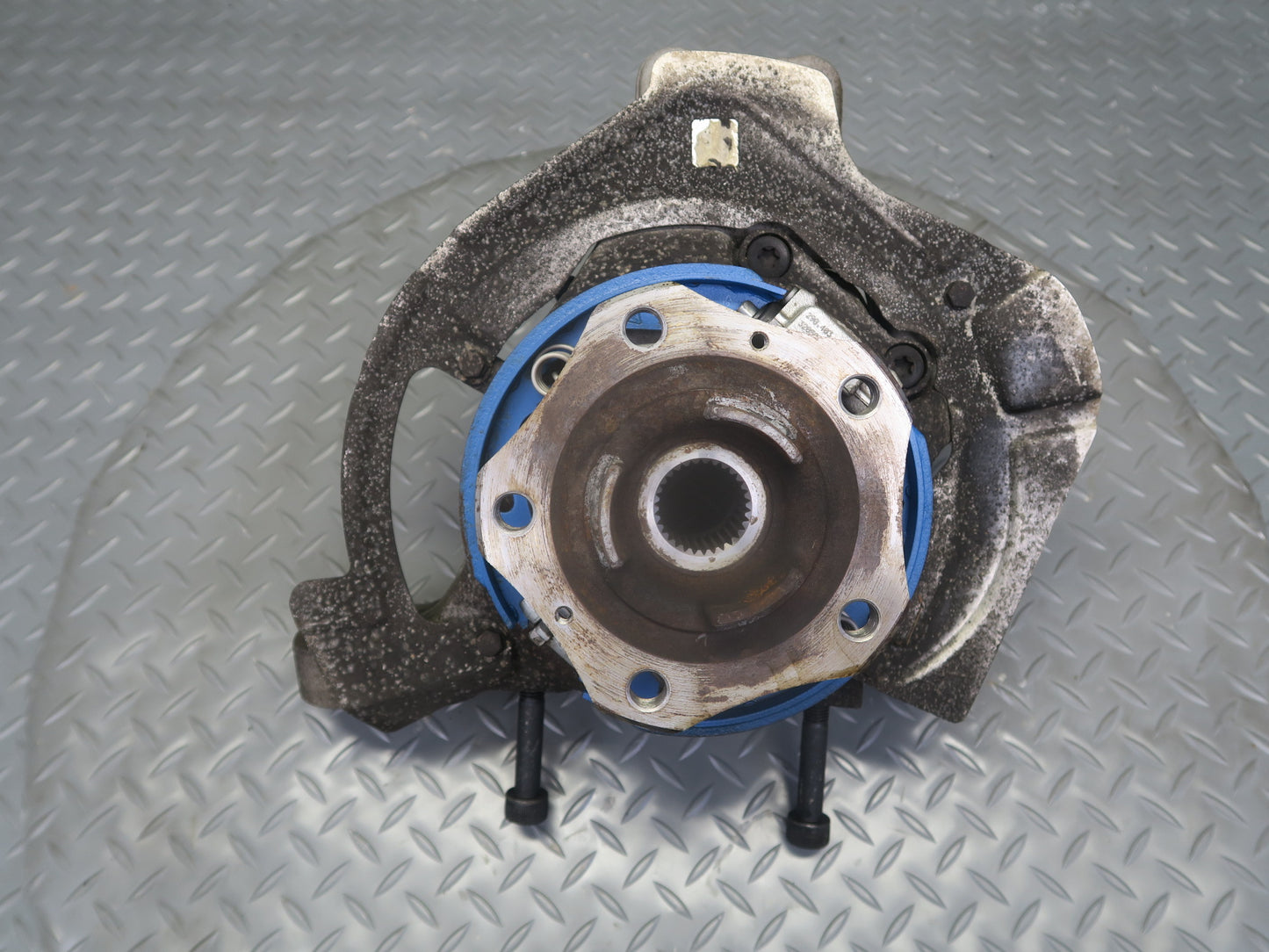 2014-2016 Porsche Panamera 4 970 Rear Left Spindle Knuckle Wheel Hub Bearing