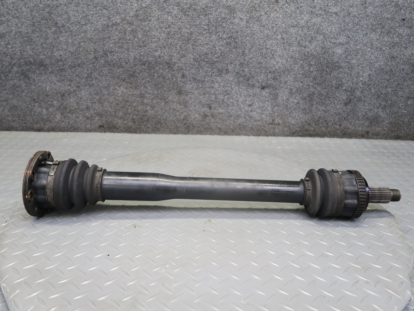 01-02 BMWE36/7 Z3 M54 3.0L Rear Left or Right Axle Shaft 1229788 OEM
