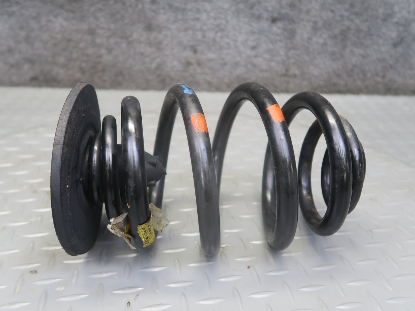 01-02 BMW E36/7 Z3 M54 Roadster Set of 2 Rear Left Right Strut Coil Spring OEM