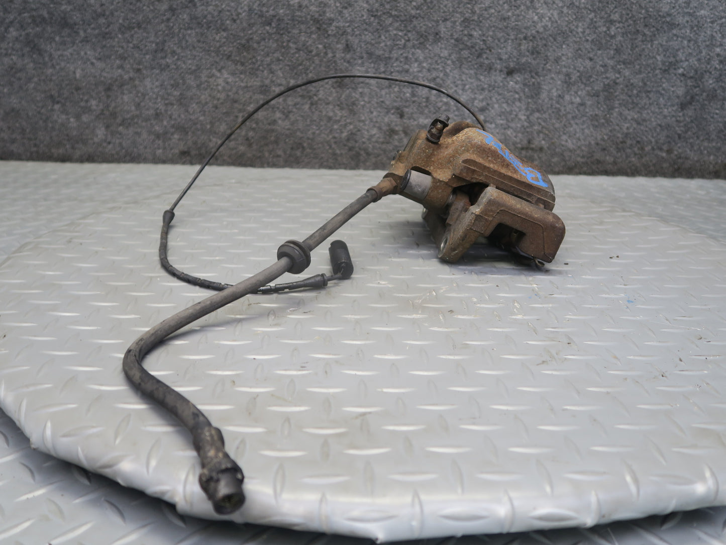 97-02 BMW E36/7 Z3 M52 M54 Set of 2 Front Left & Right Brake Caliper OEM