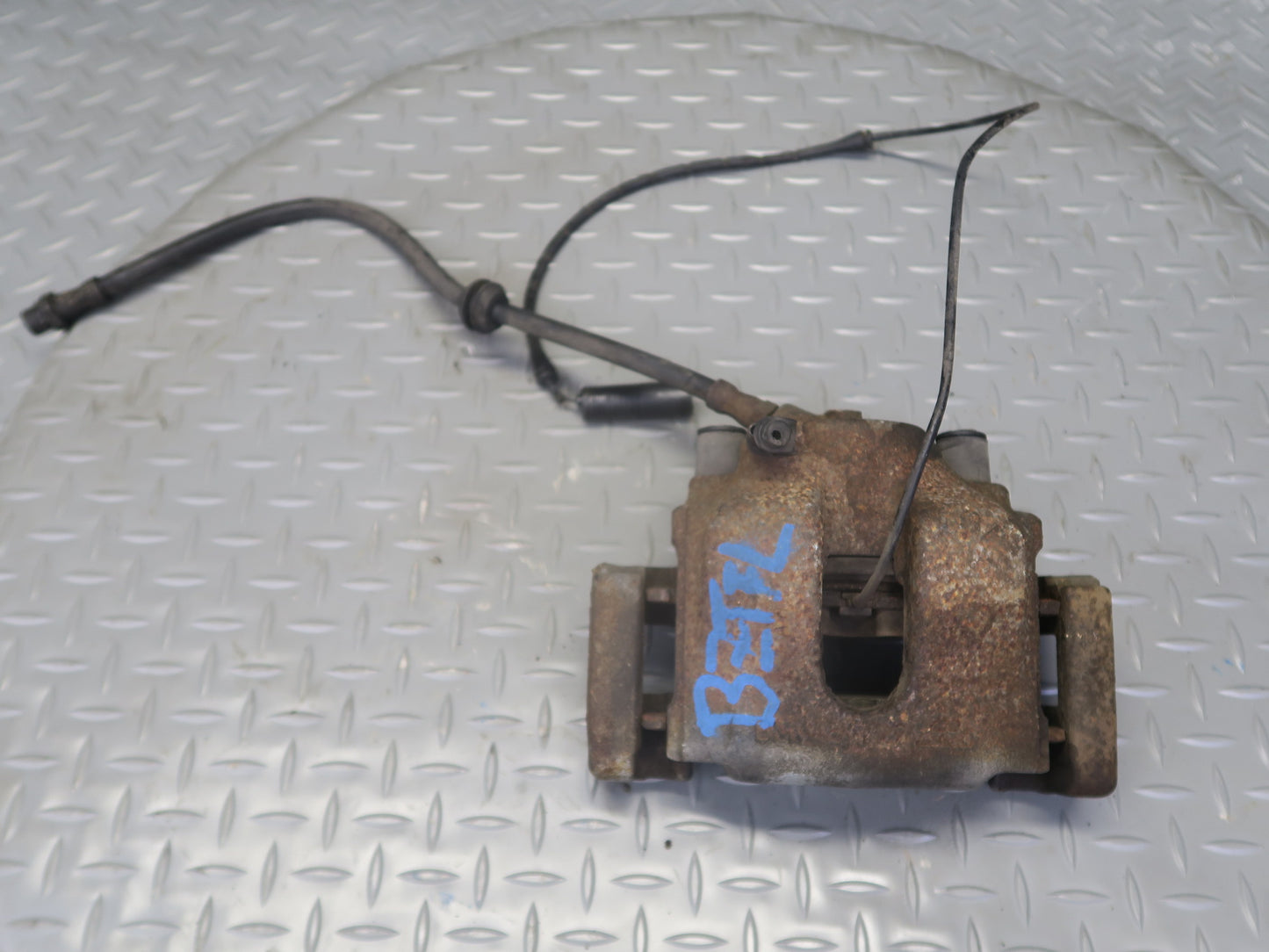 97-02 BMW E36/7 Z3 M52 M54 Set of 2 Front Left & Right Brake Caliper OEM