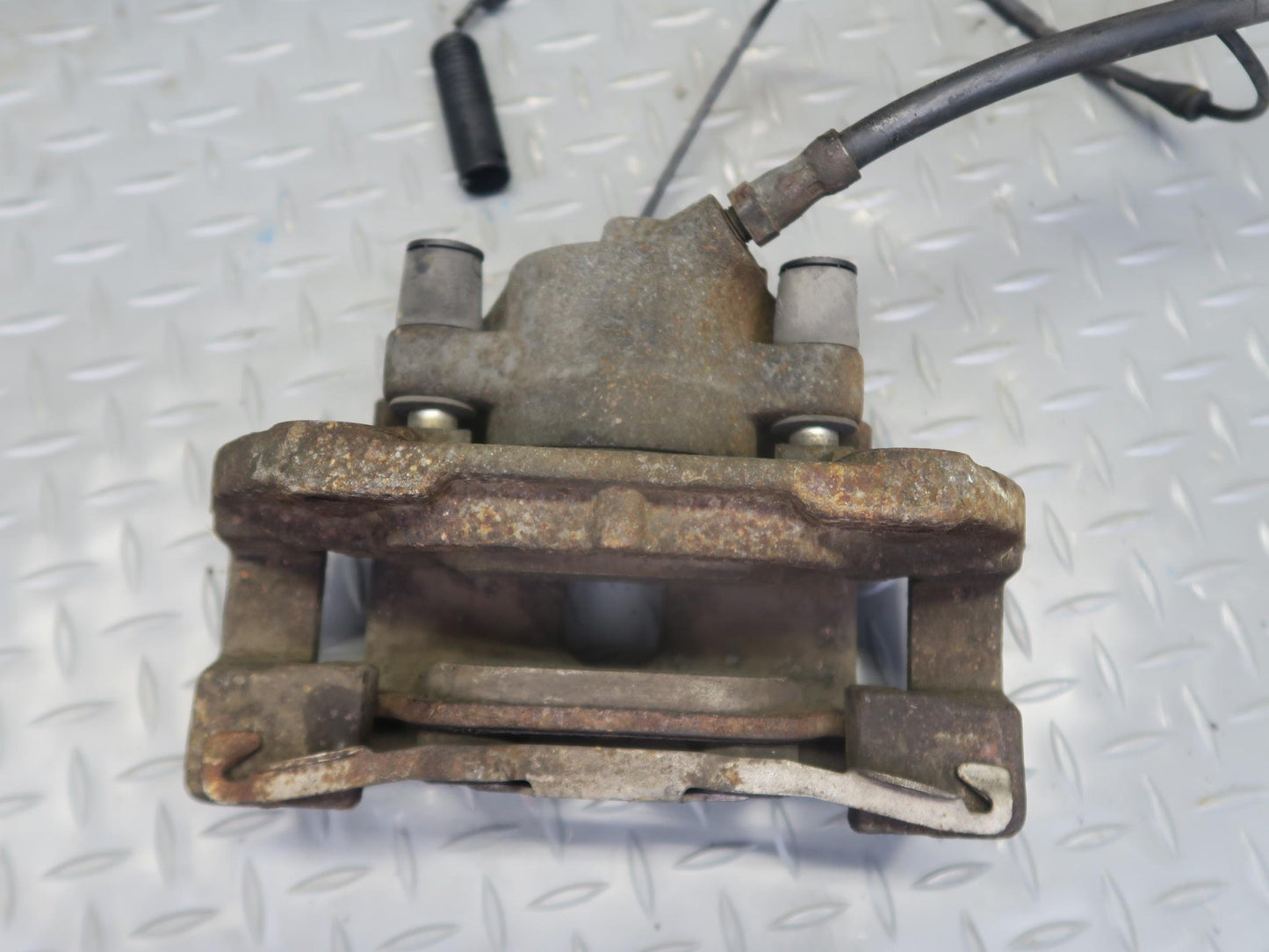 97-02 BMW E36/7 Z3 M52 M54 Set of 2 Front Left & Right Brake Caliper OEM