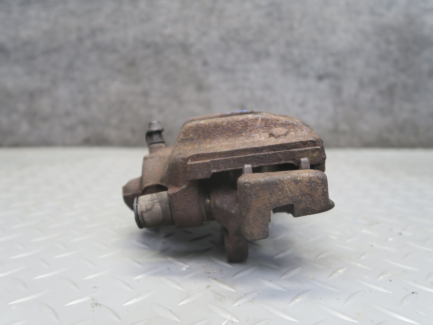 96-02 BMW E36/7 Z3 Set of 2 Rear Left & Right Brake Caliper OEM