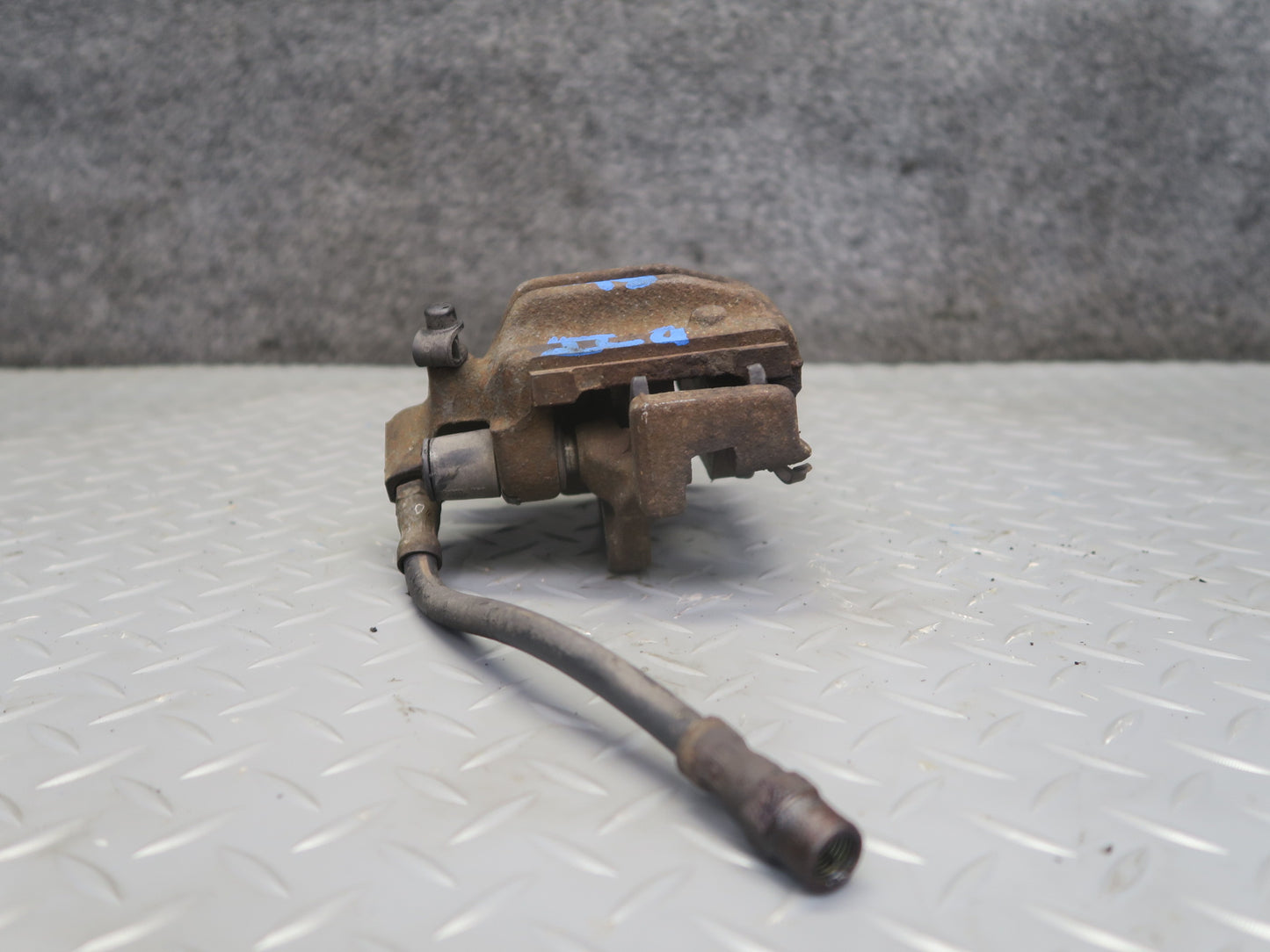 96-02 BMW E36/7 Z3 Set of 2 Rear Left & Right Brake Caliper OEM