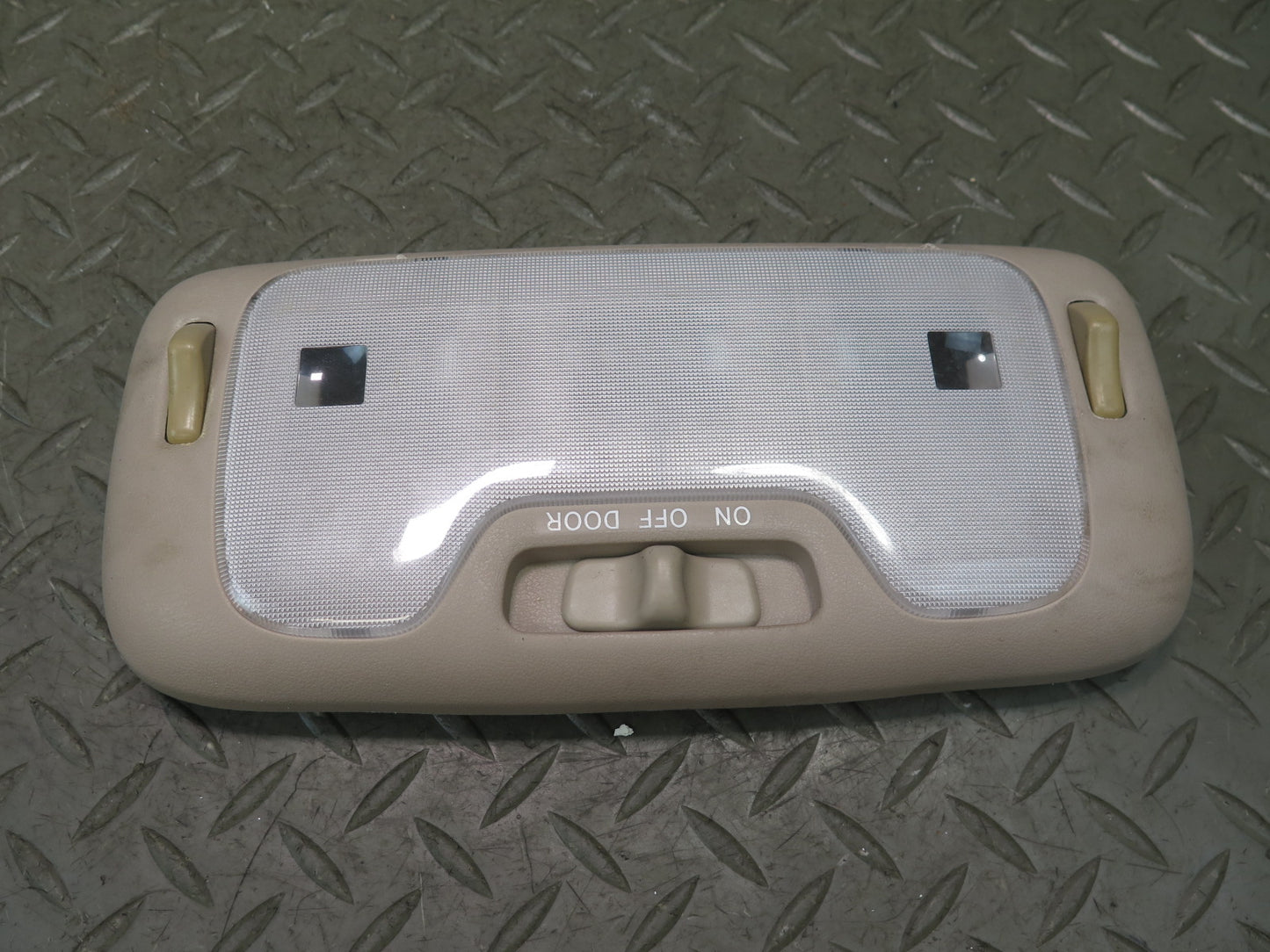 1998-2002 Lexus UZJ100L LX470 Upper Roof Overhead Console Dome Light Lamp Set