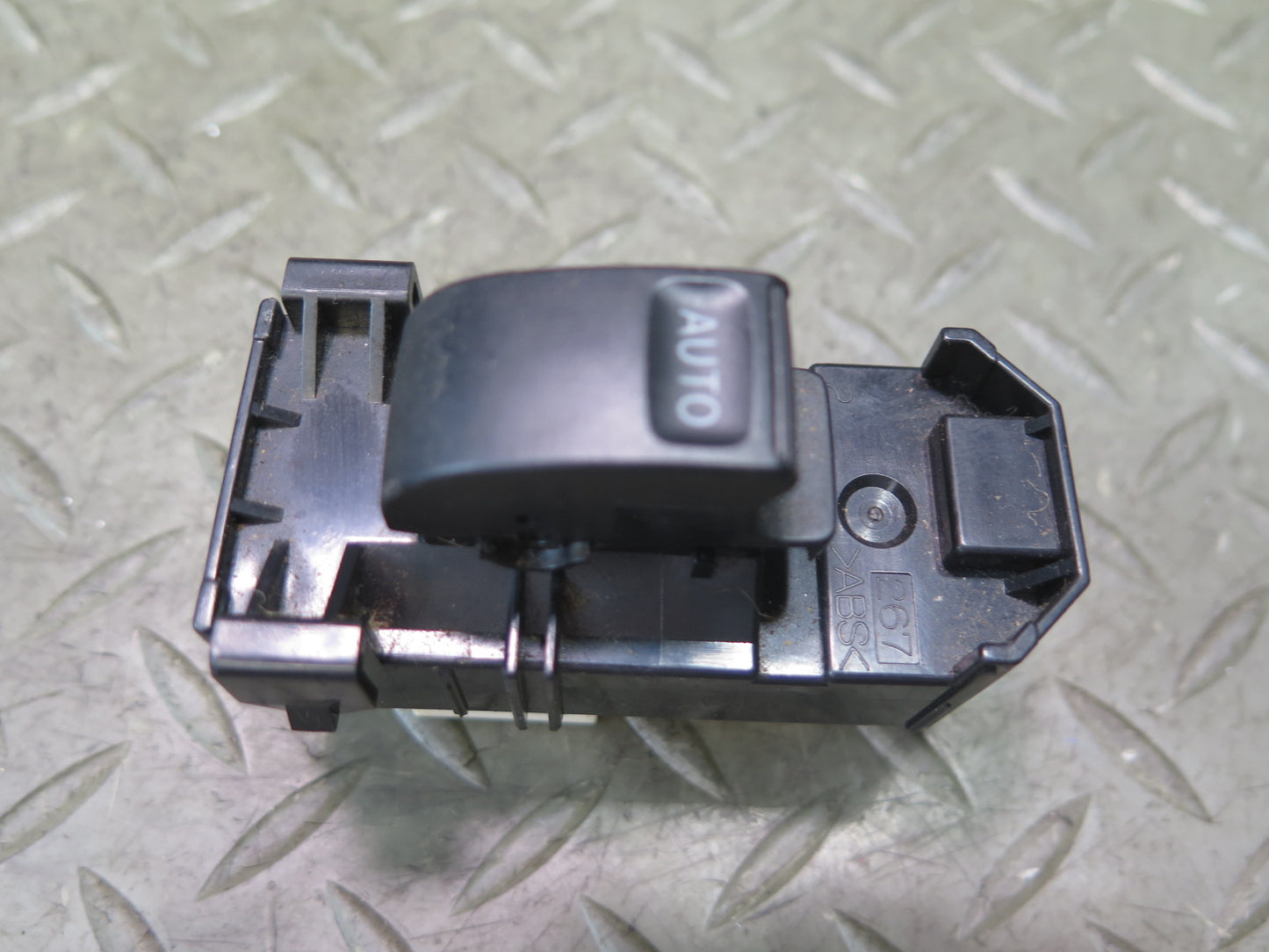 1998-2002 Lexus UZJ100L LX470 Window Door Lock Button Switch Set of 4