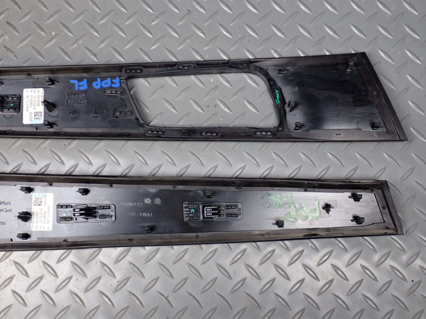 17-23 Porsche Panamera 971 Front & Rear Door Trim Bezel Cover Panel Set of 4