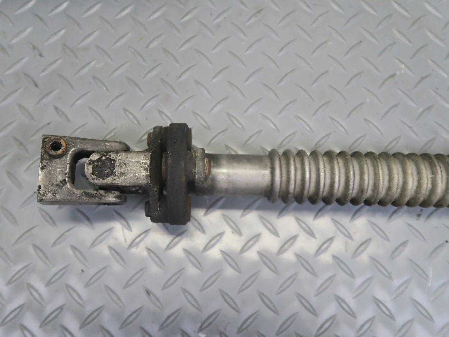 97-02 BMW E36/7 Z3 Steering Column Lower U Joint Linkage Shaft OEM