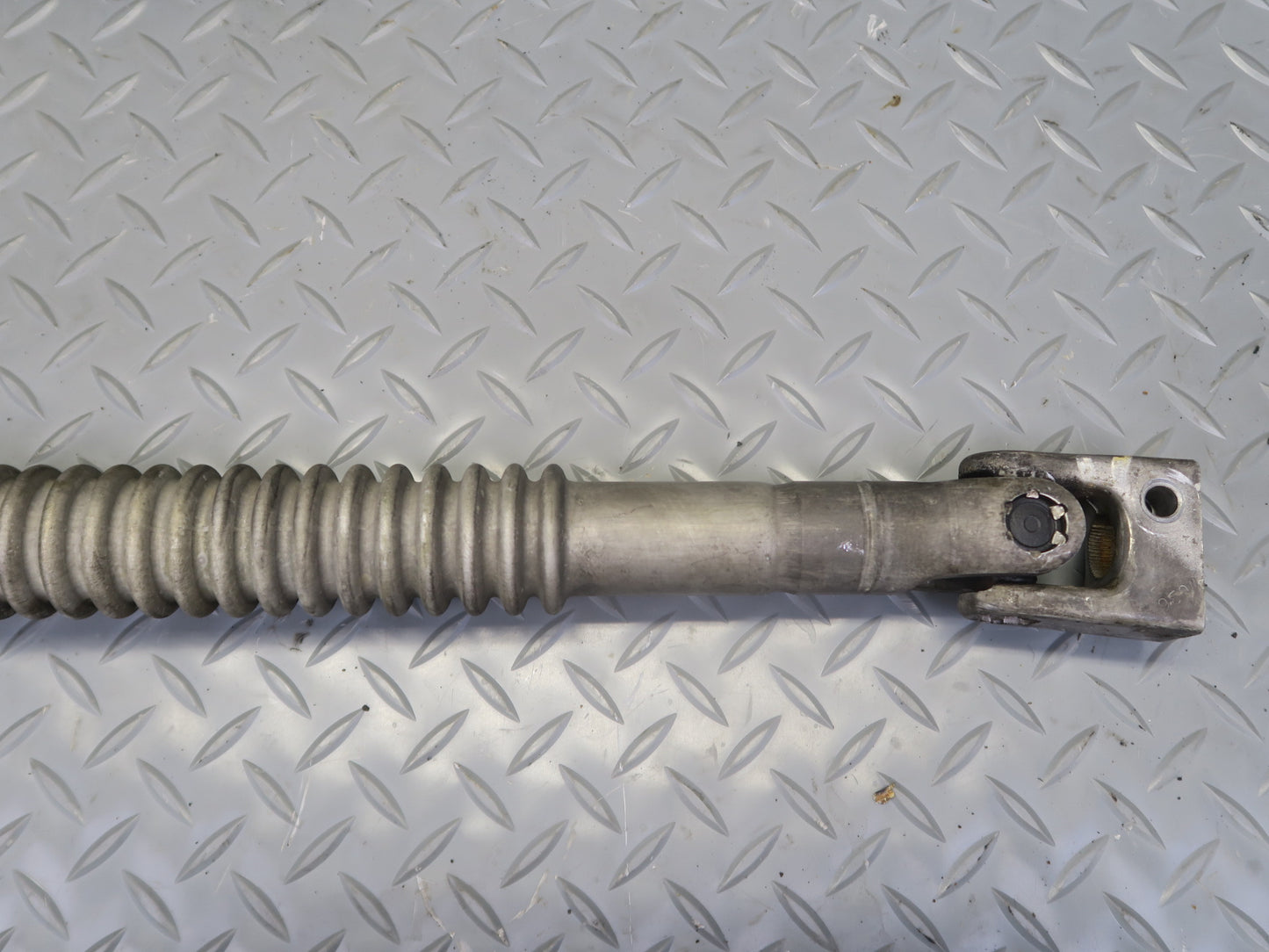 97-02 BMW E36/7 Z3 Steering Column Lower U Joint Linkage Shaft OEM