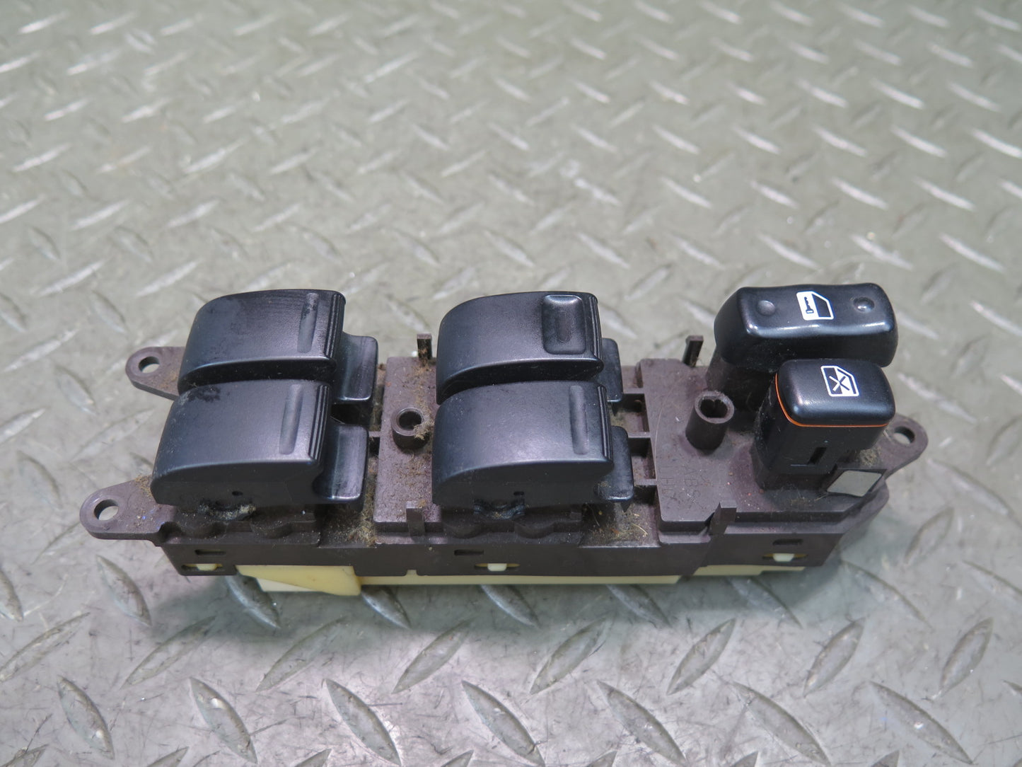 1998-2002 Lexus UZJ100L LX470 Front Left Door Master Power Window Switch