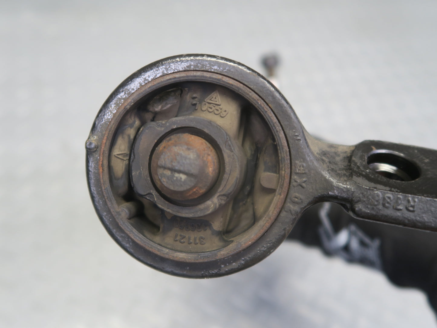 96-02 BMW E36/7 Z3 Front Right Lower Control Arm OEM