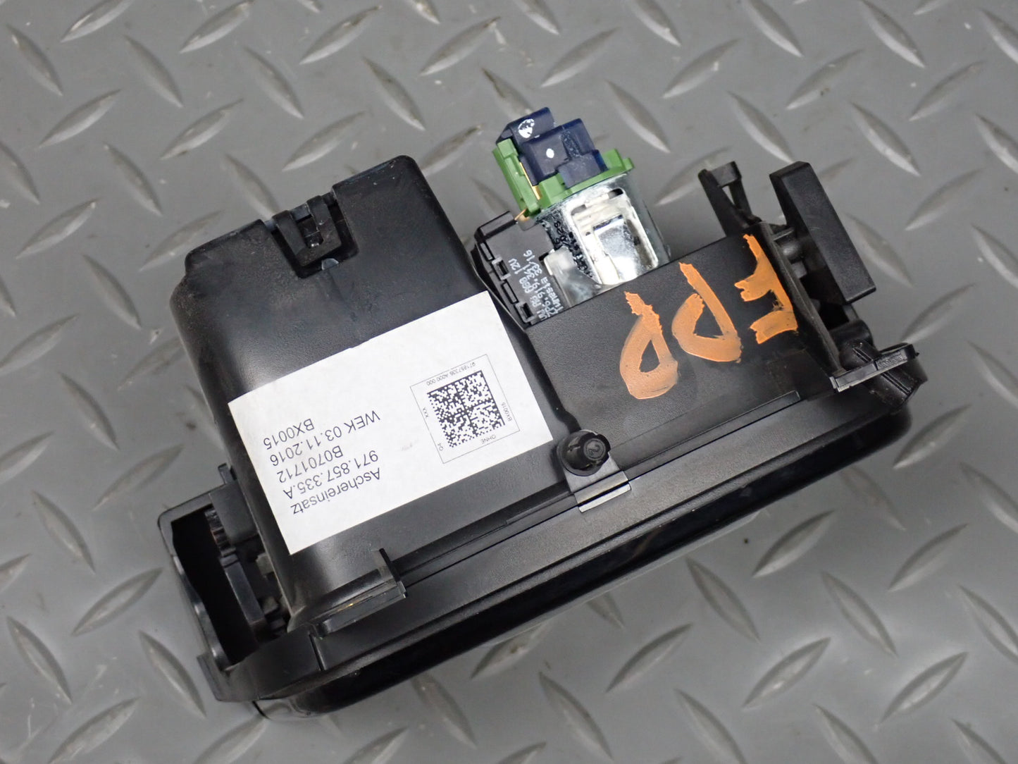 17-23 Porsche Panamera 971 Center Console Compartment Storage Box 971857335A