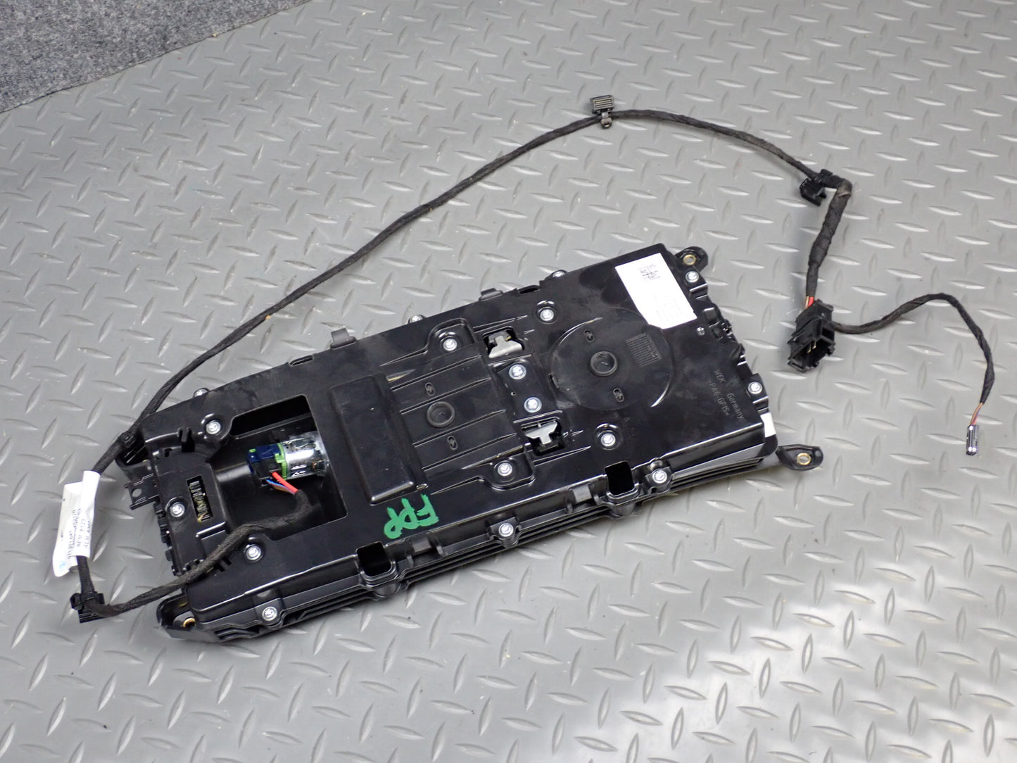 17-23 Porsche Panamera 971 Center Console CUP Holder Black 971858329E