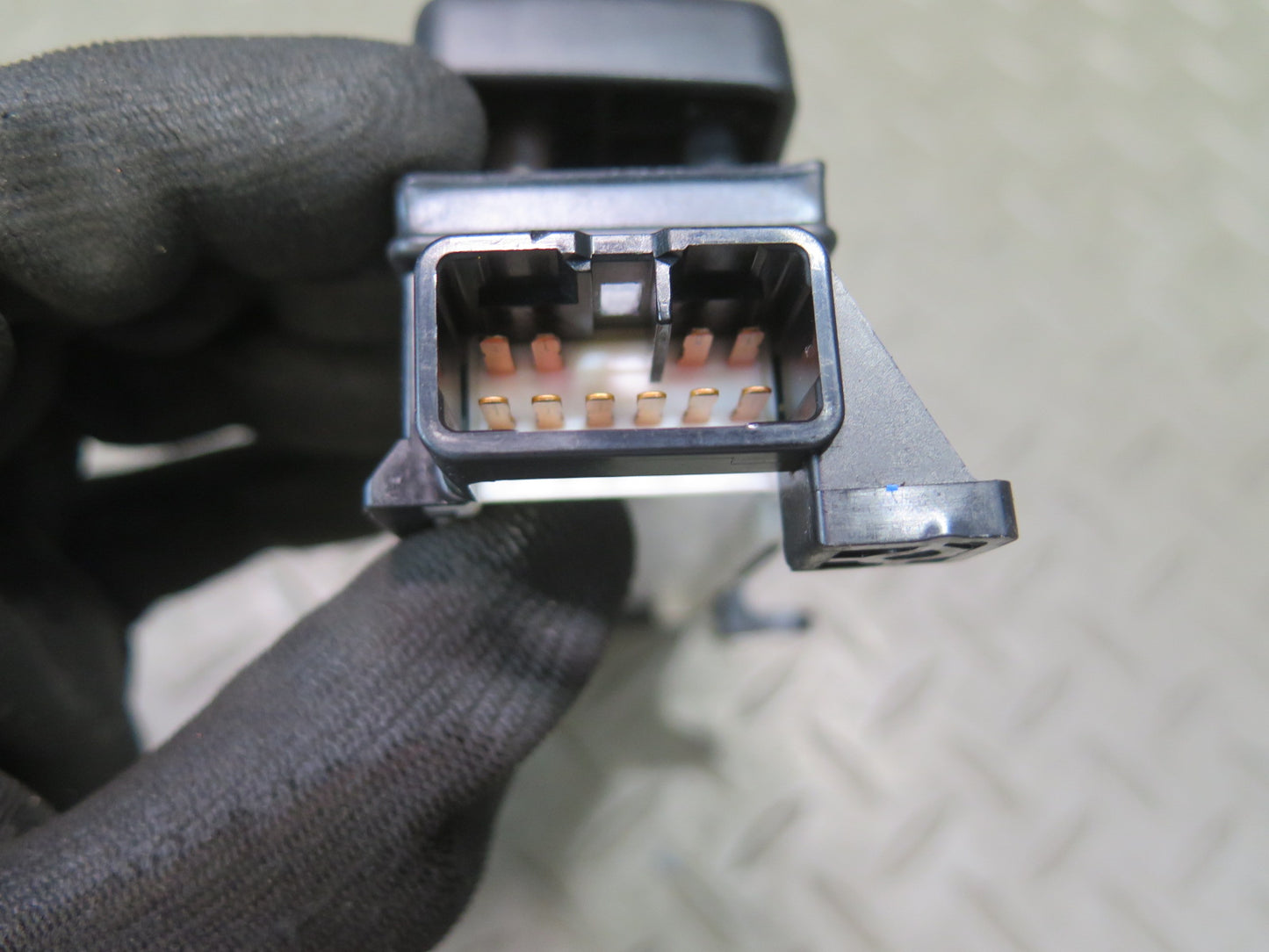 98-05 Lexus JZS160 GS300 GS430 Set of 2 Front Right Seat Adjustment Switch OEM
