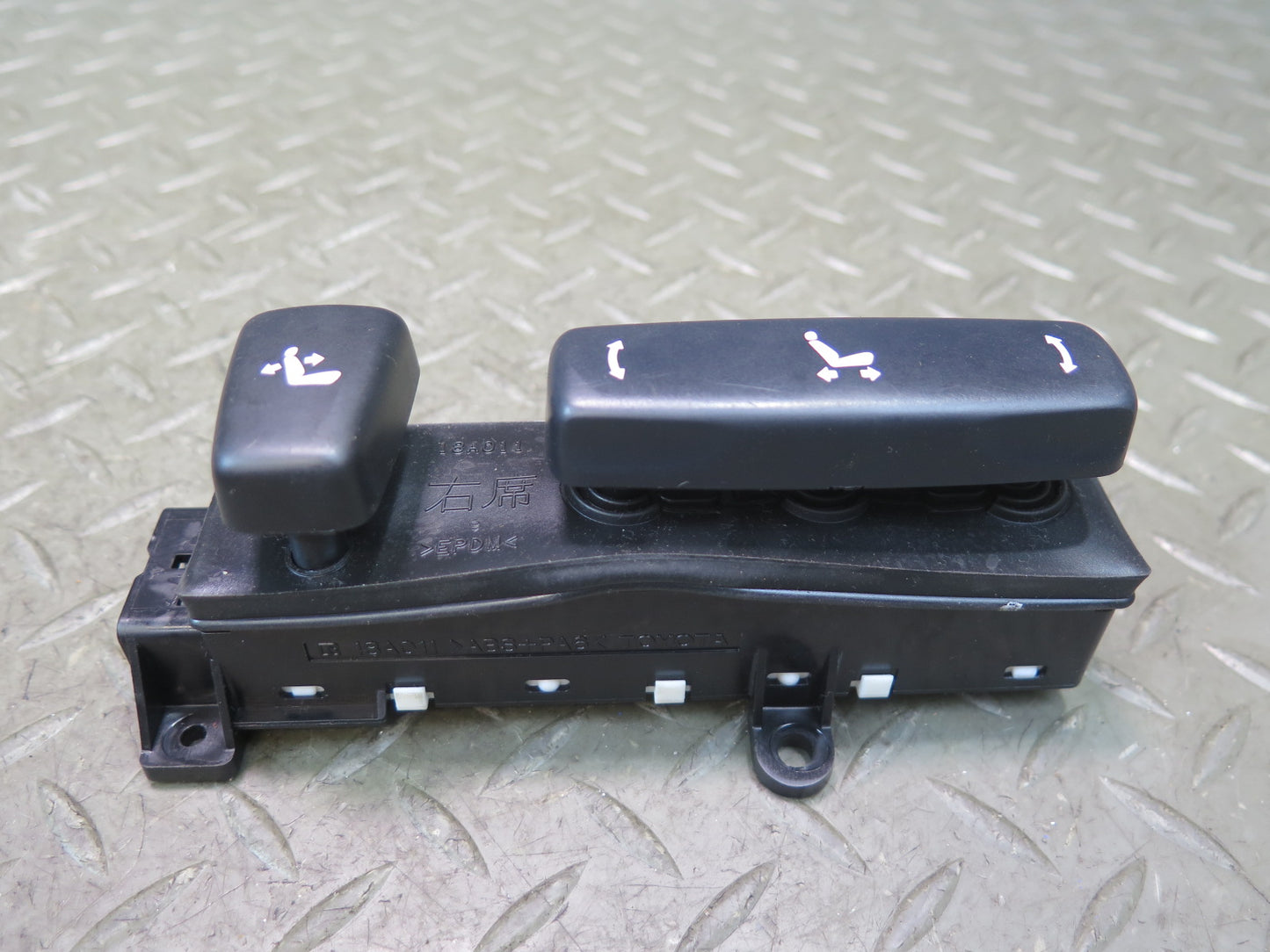 98-05 Lexus JZS160 GS300 GS430 Set of 2 Front Right Seat Adjustment Switch OEM