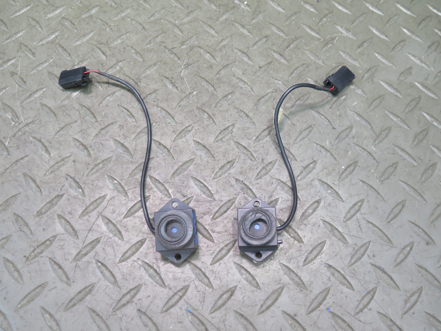 14-19 Chevrolet Corvette C7 Set of 2 Handsfree Microphone MIC 23187761 OEM