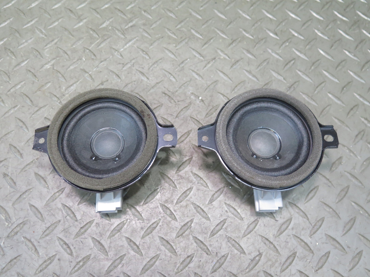 14-19 Chevrolet Corvette C7 Set of 2 Dash Front Left & Right Speaker OEM