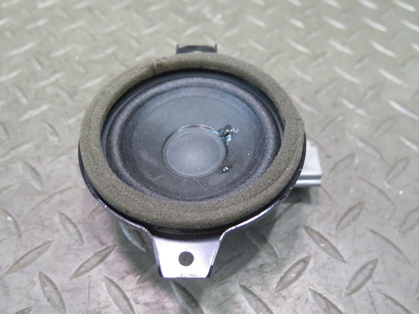 14-19 Chevrolet Corvette C7 Set of 2 Dash Front Left & Right Speaker OEM