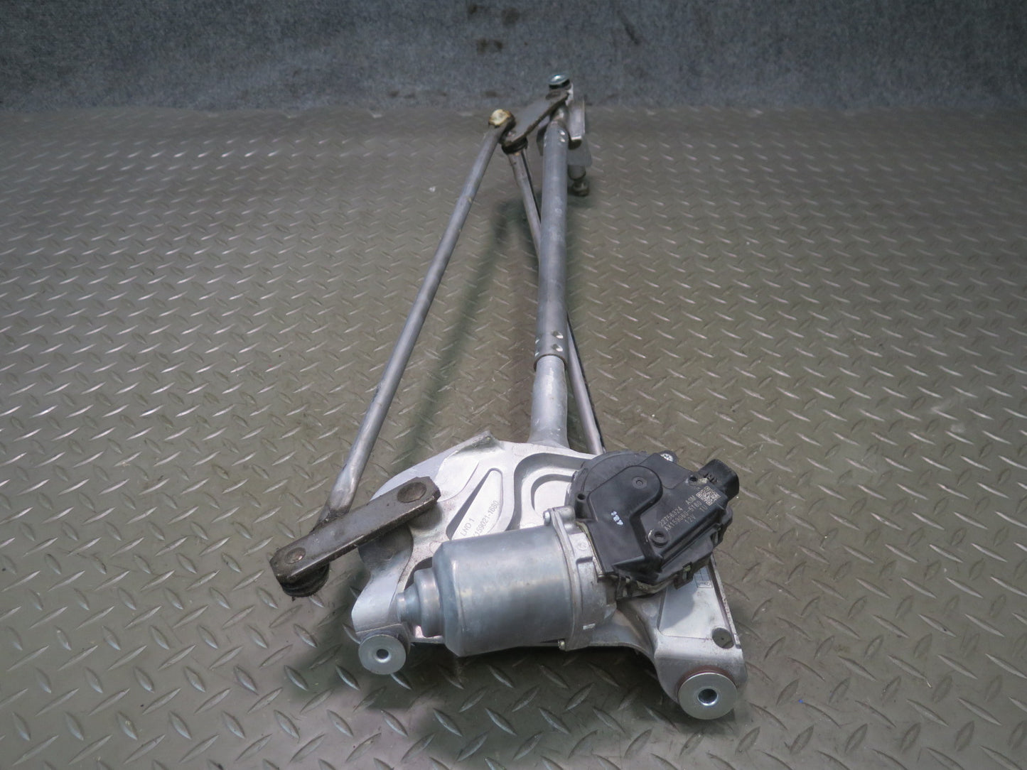 14-19 Chevrolet Corvette C7 Windshield Wiper Transmission Linkage w Motor OEM