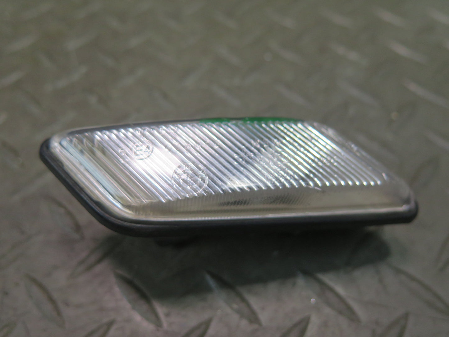 98-02 BMW E36/7 Z3 Front Right & Left Fender Marker Turn Signal Light Set OEM