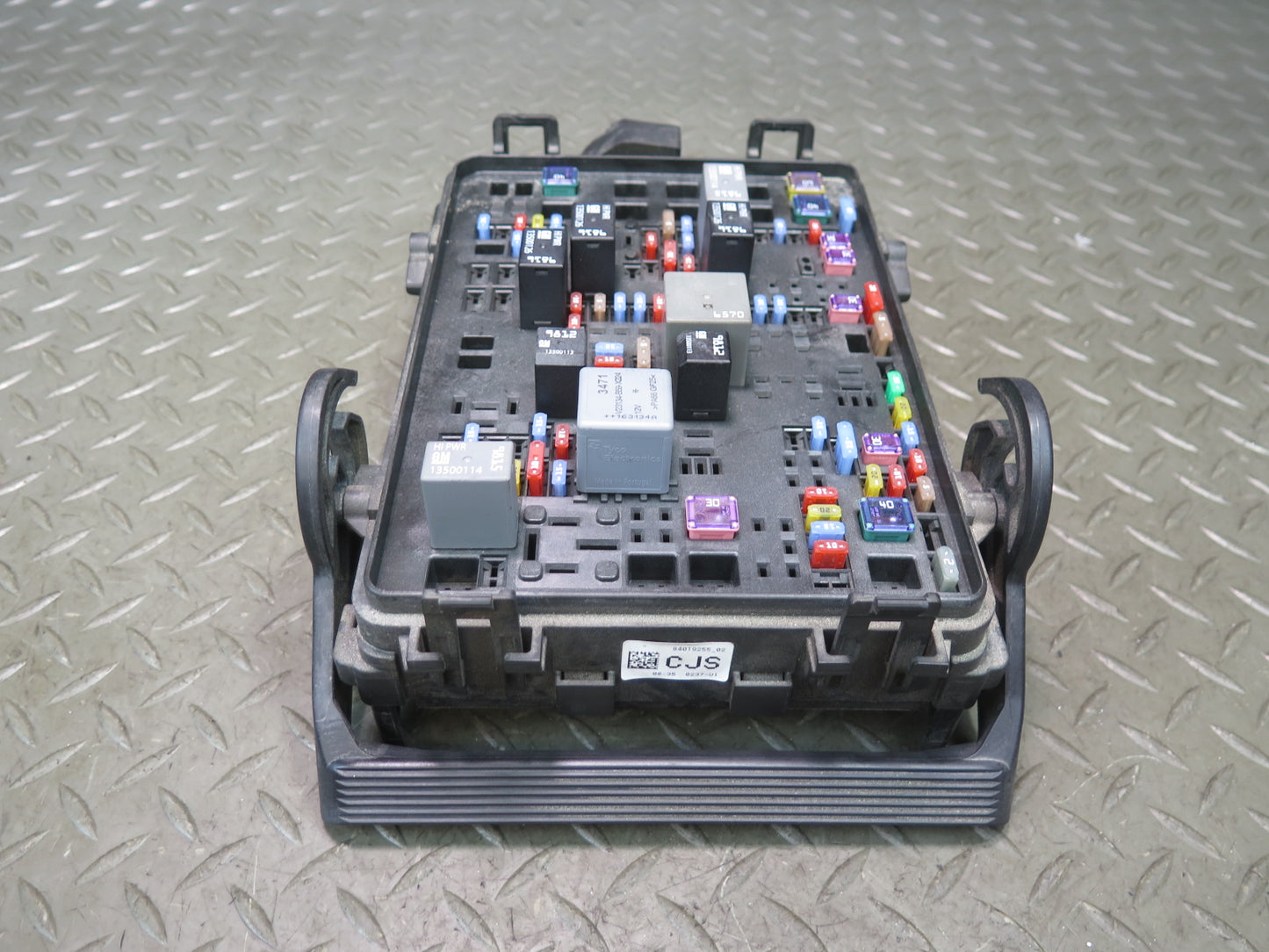 14-19 Chevrolet Corvette C7 Under Hood Engine Bay Fuse Relay Box Module OEM