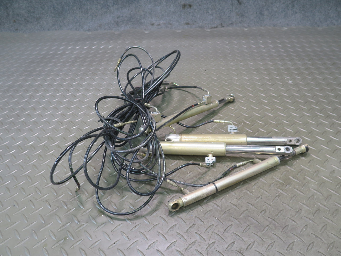 01-06 BMW E46 330Ci Convert Set of 6 TOP Hydraulic Cylinder w Hose Line Set OEM