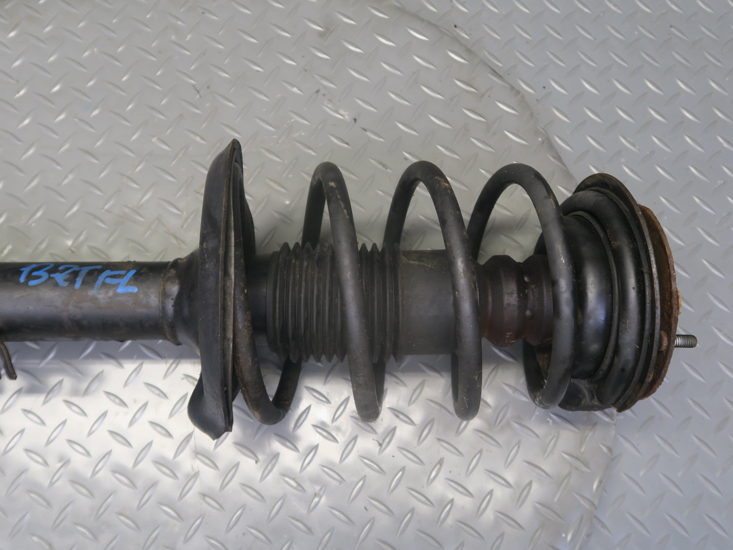 97-02 BMW E36/7 Z3 Roadster Front Left &right Strut Shock Absorber Set Sachs