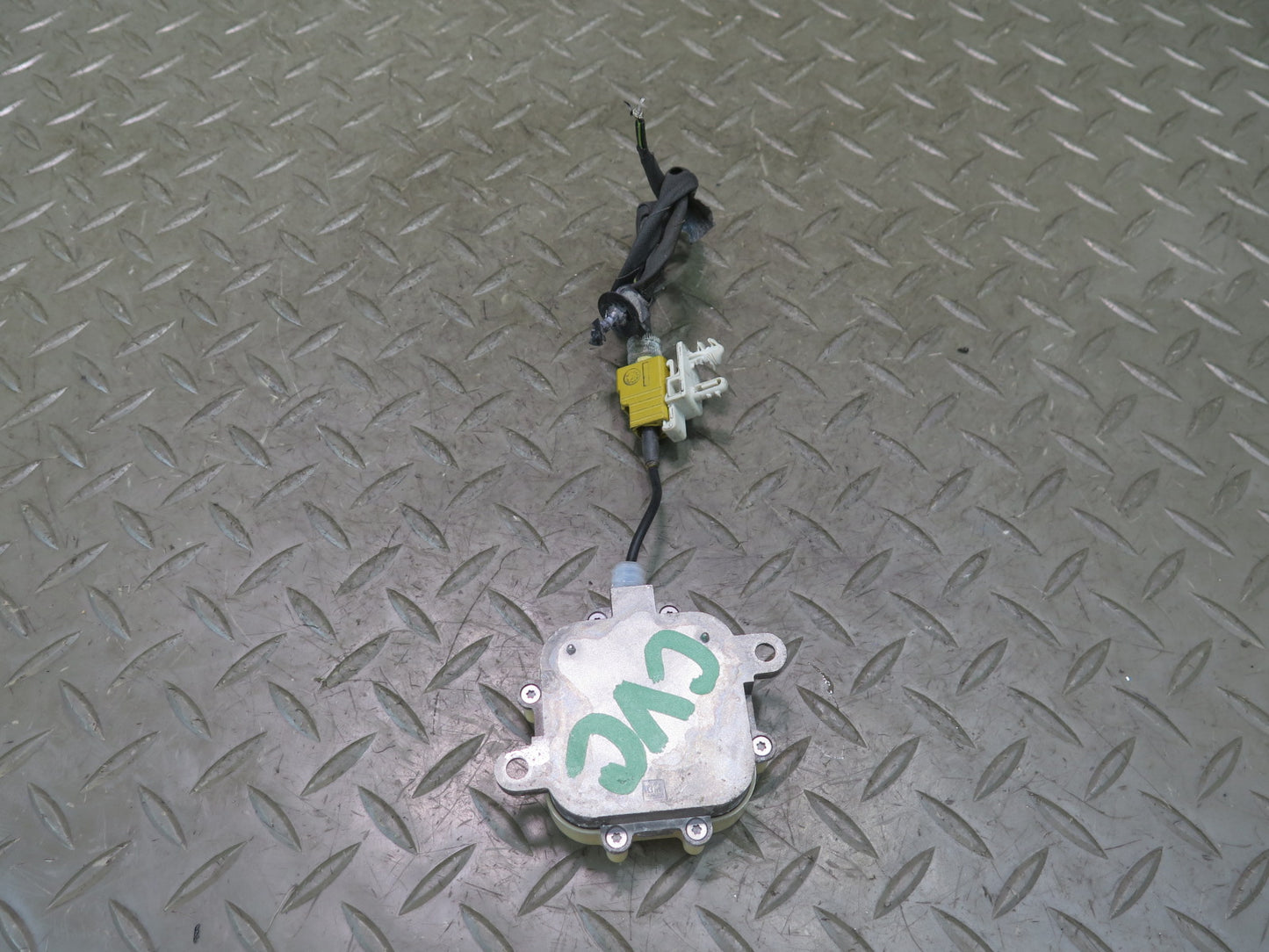 14-19 Chevrolet Corvette C7 GPS Navigation Antenna OEM
