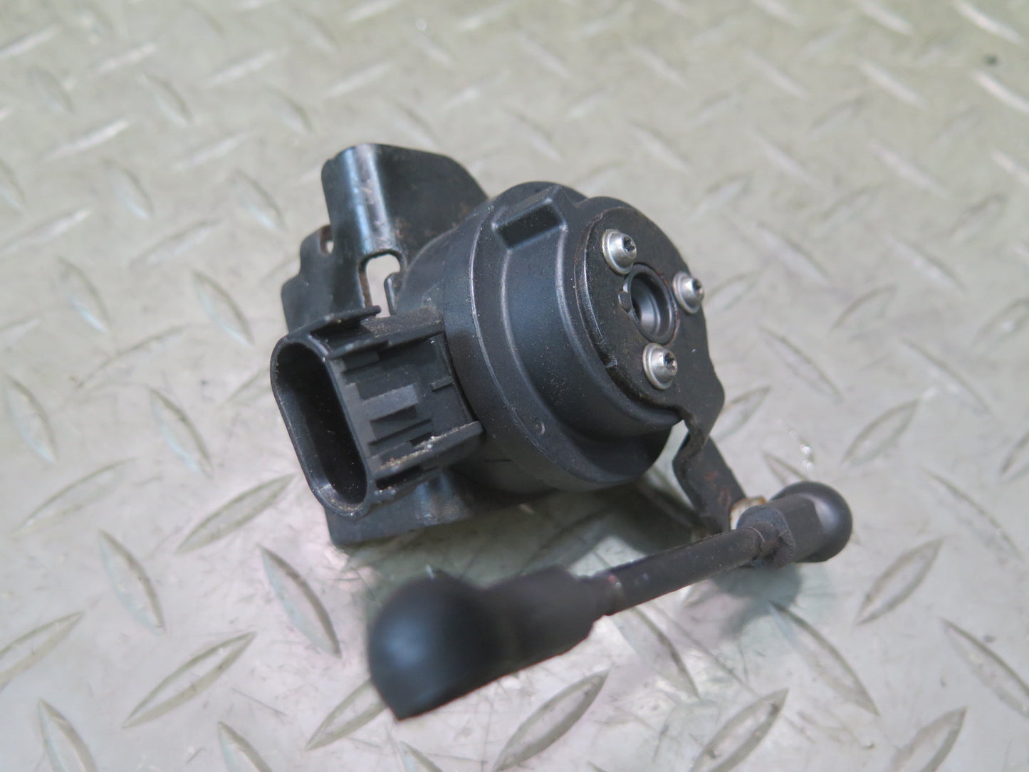 14-19 Chevrolet Corvette C7 Set of 2 Front Suspension Height Level Sensor OEM