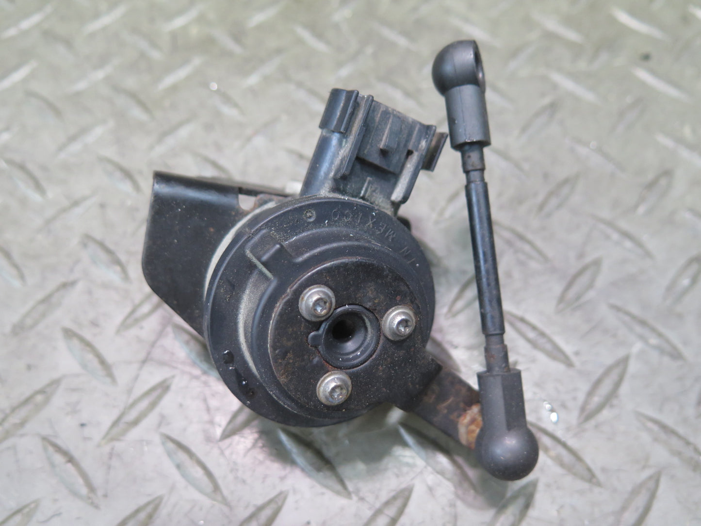 14-19 Chevrolet Corvette C7 Set of 2 Front Suspension Height Level Sensor OEM