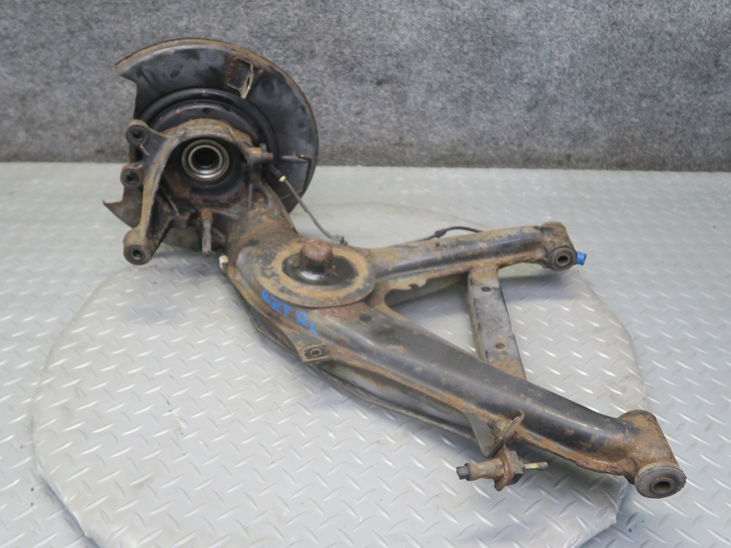 97-02 BMW E36/7 Z3 Rear Left Spindle Knuckle Wheel Hub Trailing Arm OEM