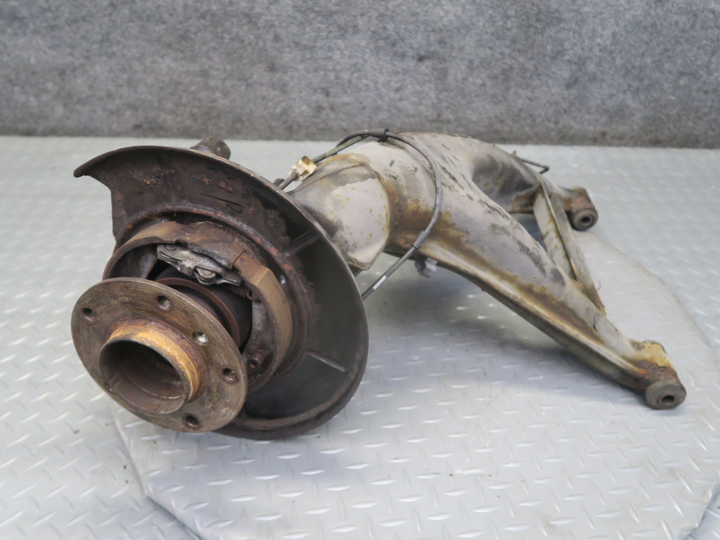 97-02 BMW E36/7 Z3 Rear Left Spindle Knuckle Wheel Hub Trailing Arm OEM