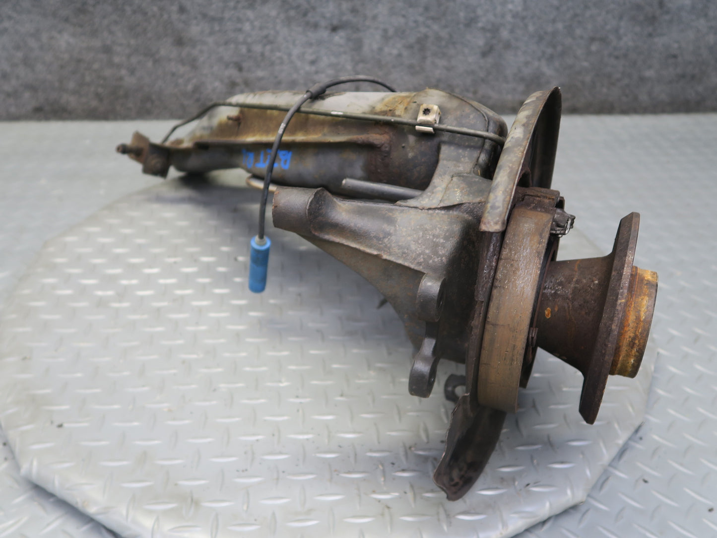 97-02 BMW E36/7 Z3 Rear Left Spindle Knuckle Wheel Hub Trailing Arm OEM