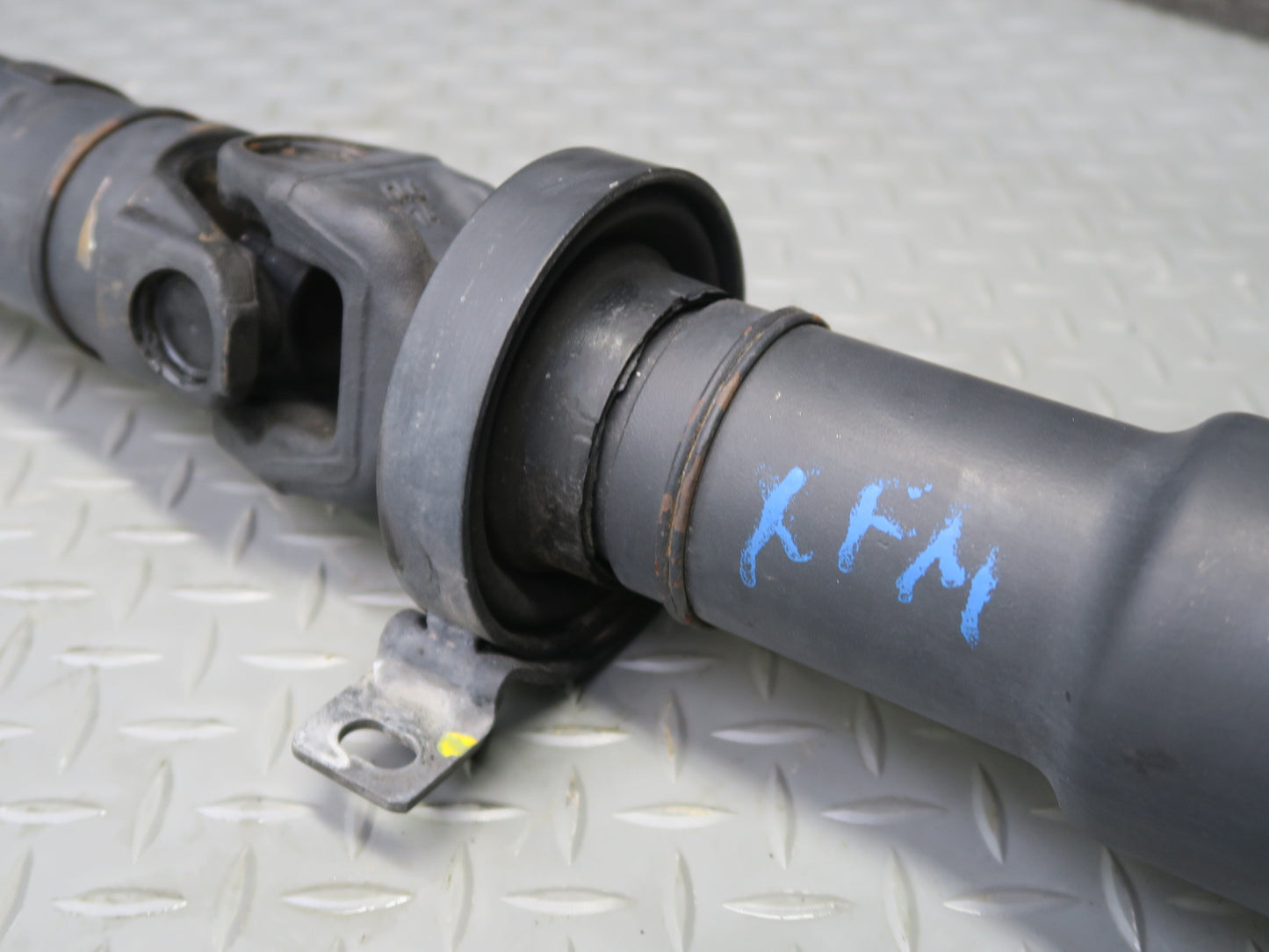 04-06 BMW E53 X5 AWD A/T Rear Driveshaft Drive Shaft 7549305 OEM