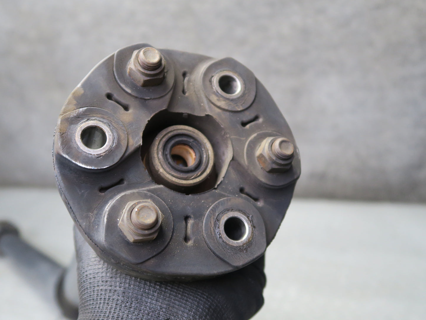 04-06 BMW E53 X5 AWD A/T Rear Driveshaft Drive Shaft 7549305 OEM
