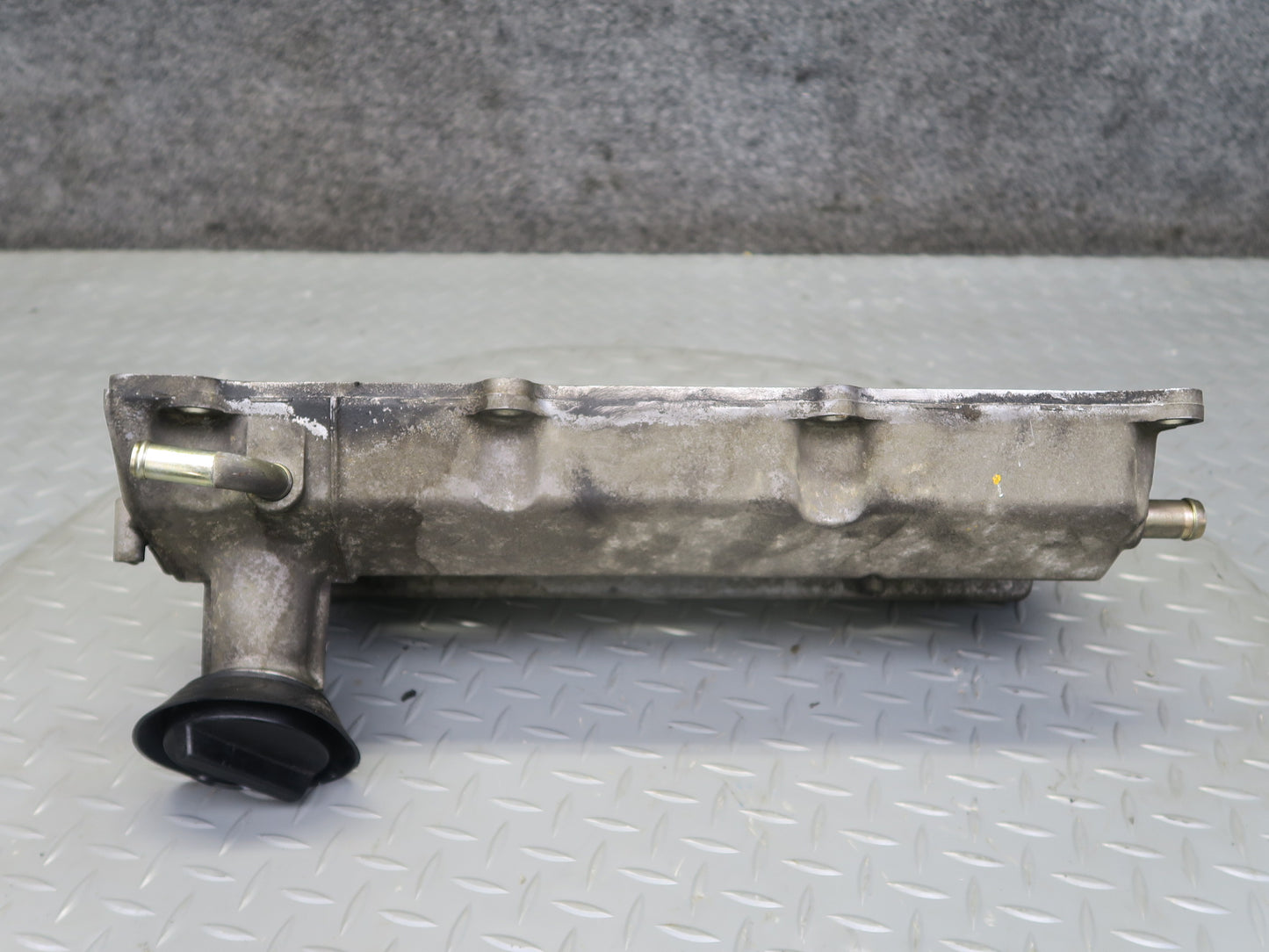 95-97 Nissan Gloria Y33 VQ30DET Turbo Engine Left Cylinder Head Valve Cover OEM