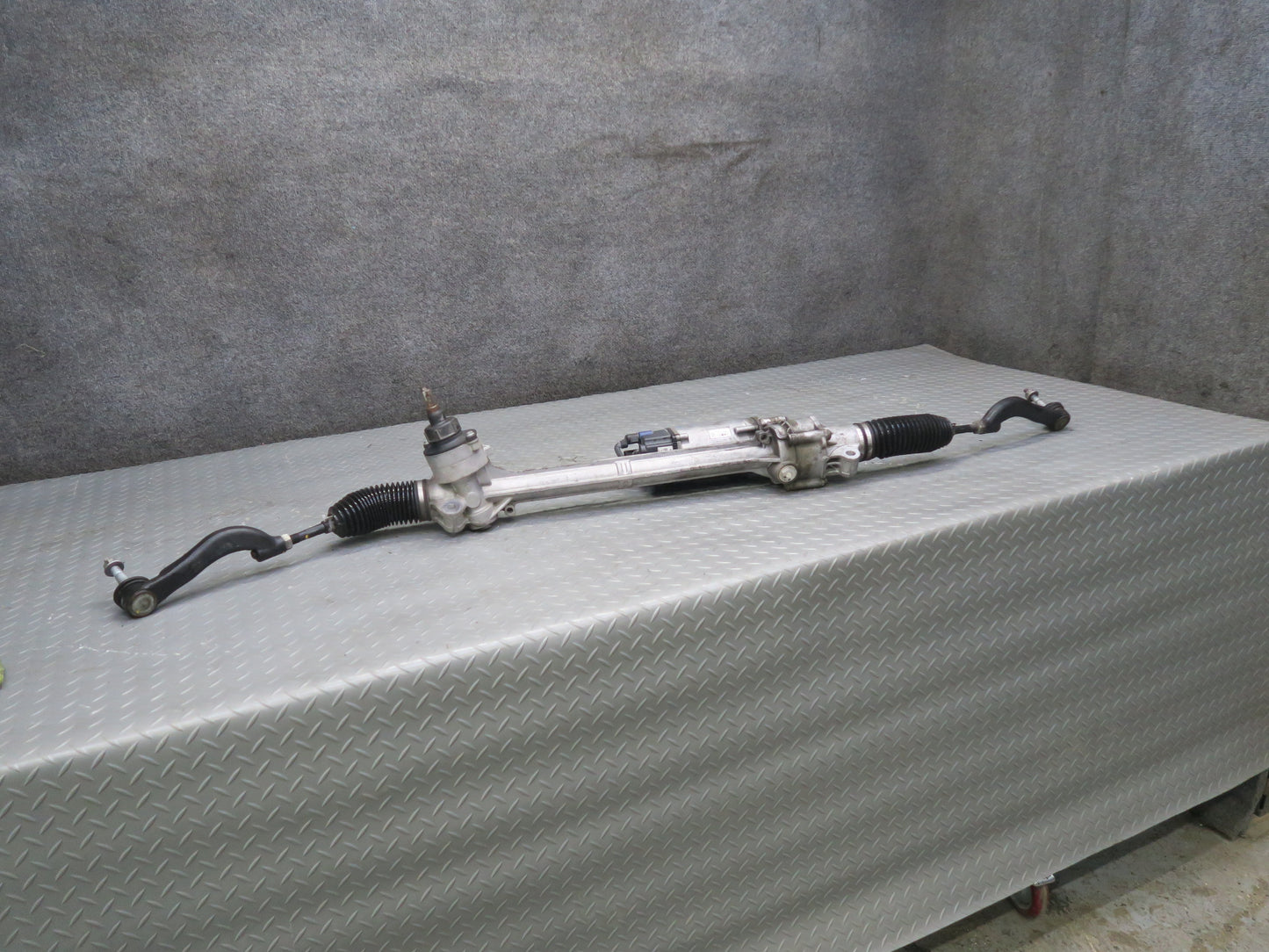 17-19 Chevrolet Corvette C7 Electric Power Steering Rack & Pinion 84167056 OEM