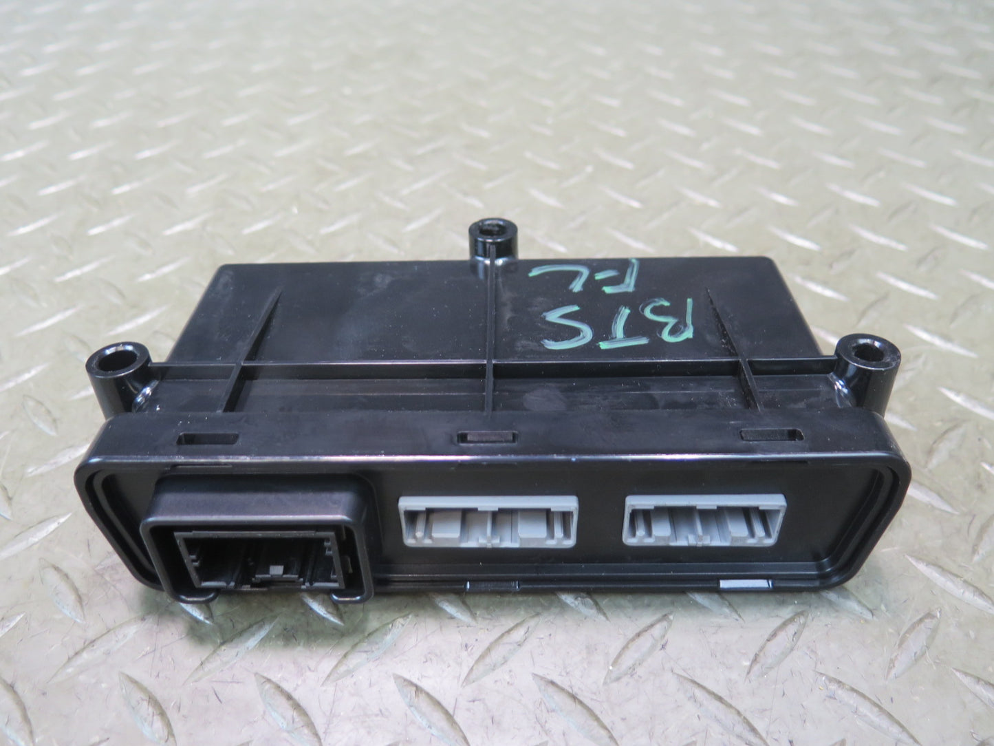 2016-2019 Tesla Model S 75D Front Left Driver Side Door Control Module Unit