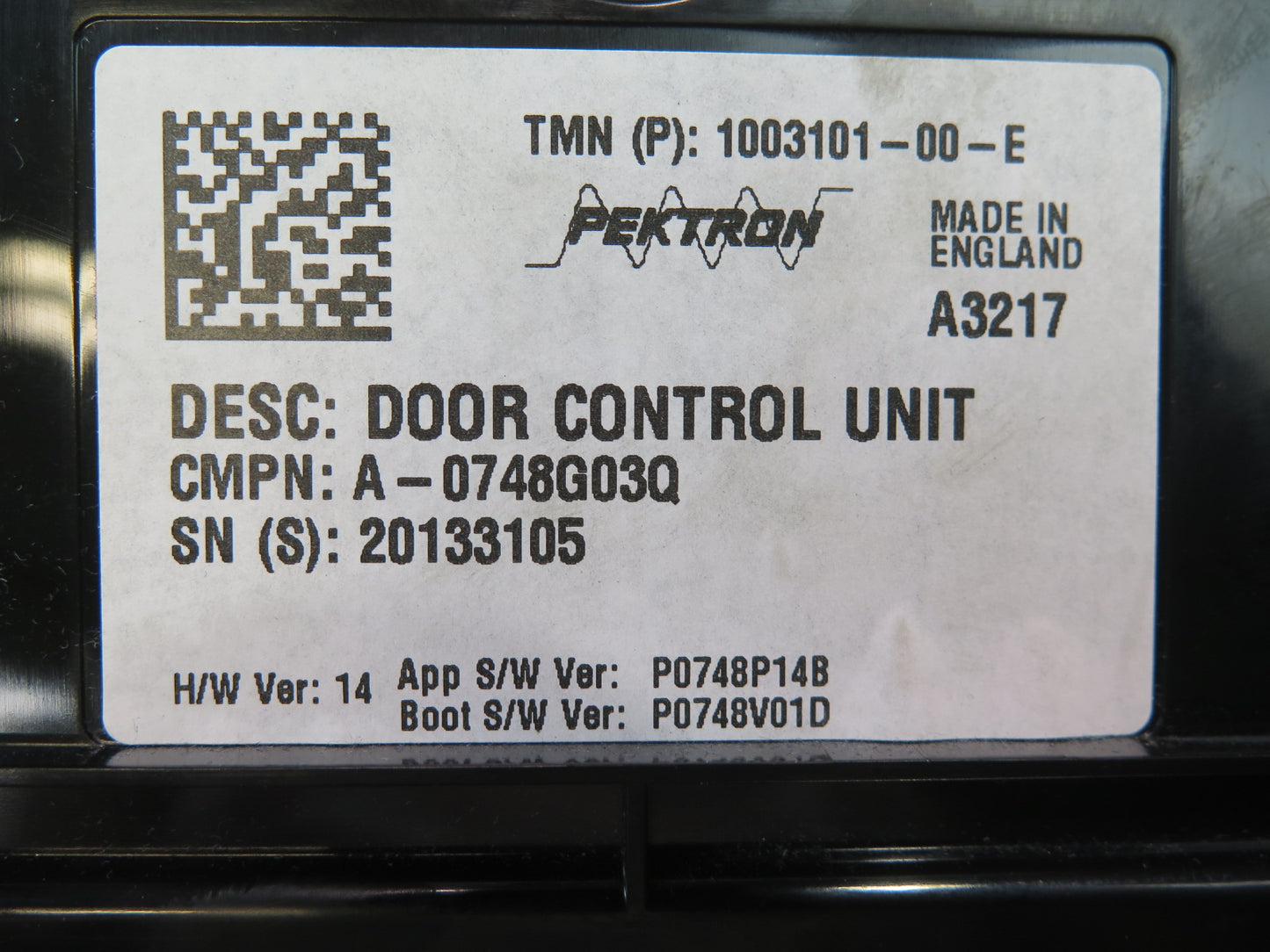 2016-2019 Tesla Model S 75D Front Right Pass Side Door Control Module Unit