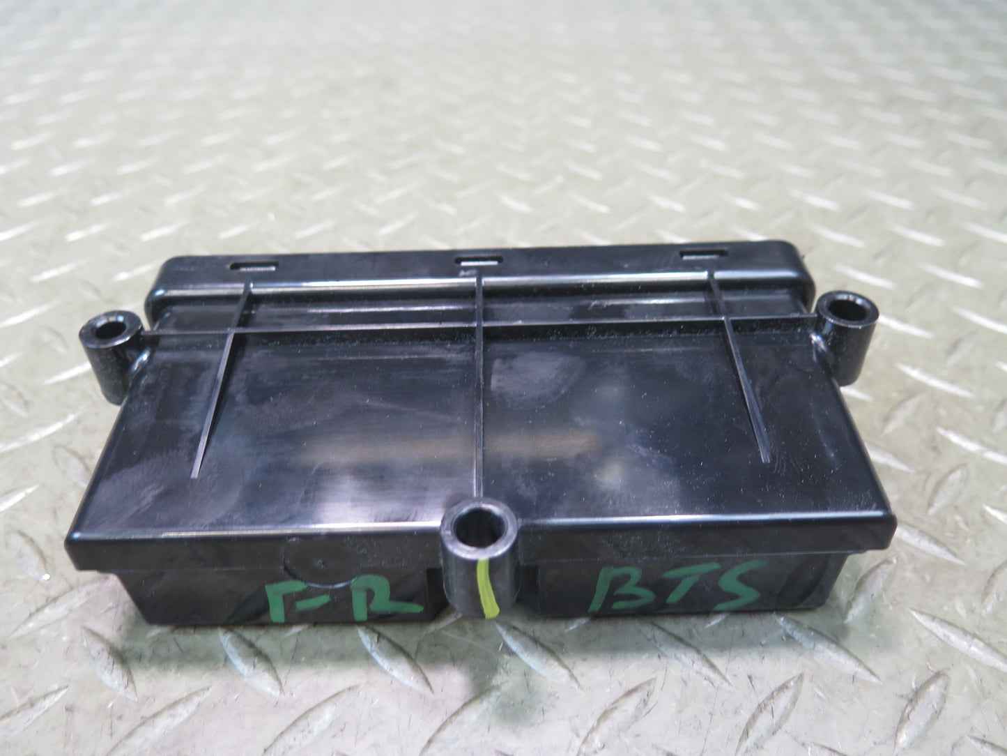 2016-2019 Tesla Model S 75D Front Right Pass Side Door Control Module Unit