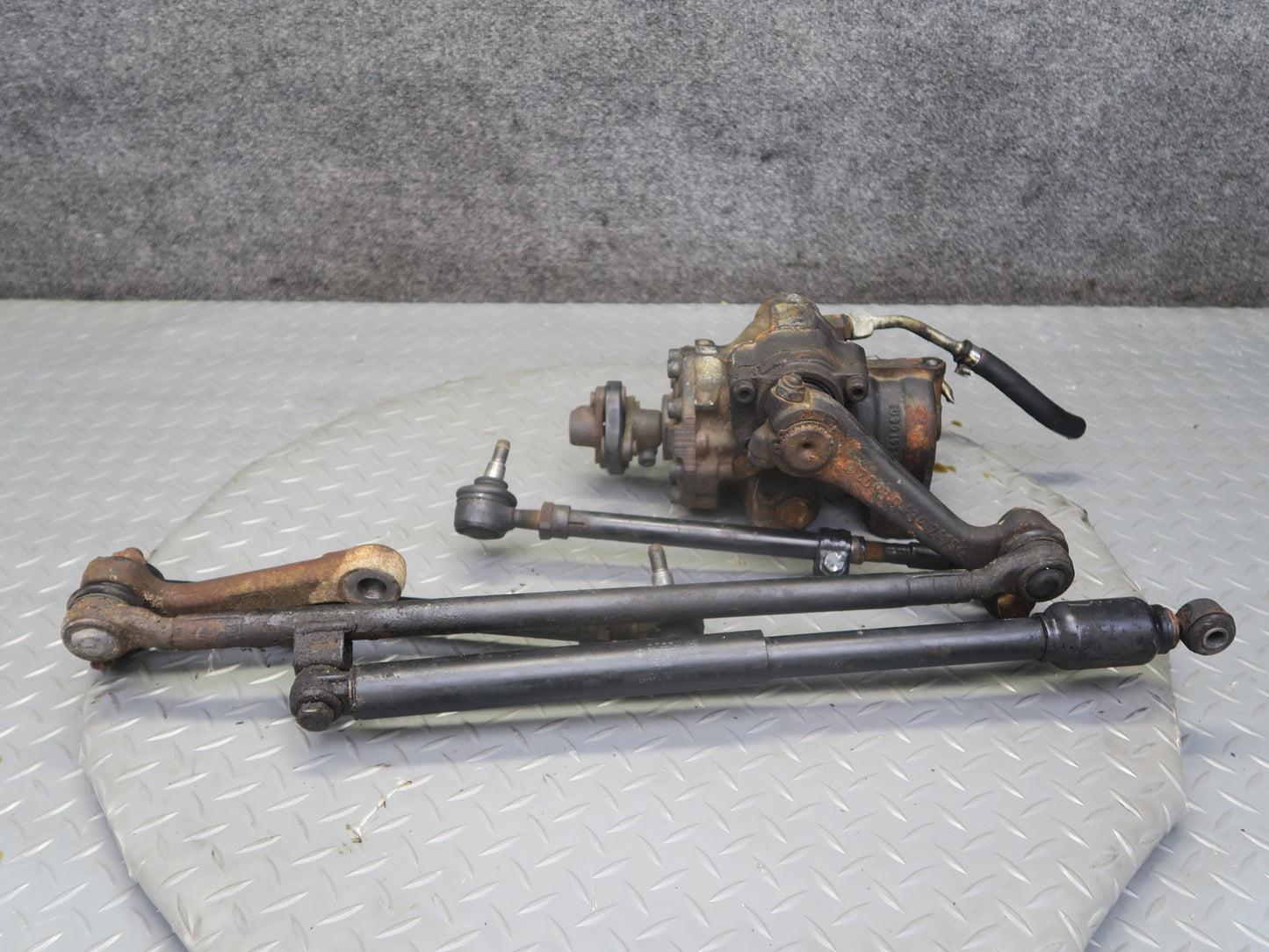 90-93 Mercedes W124 300E Power Steering Gearbox w Steering Linkage Tie Rods OEM